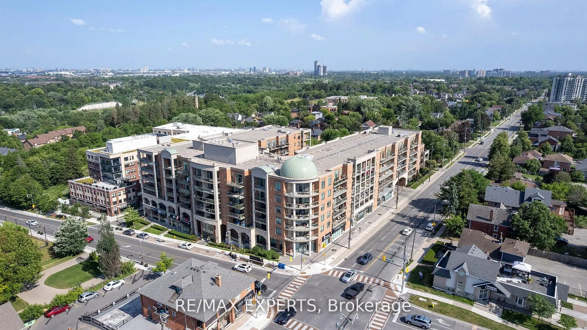 281 Woodbridge Avenue #207