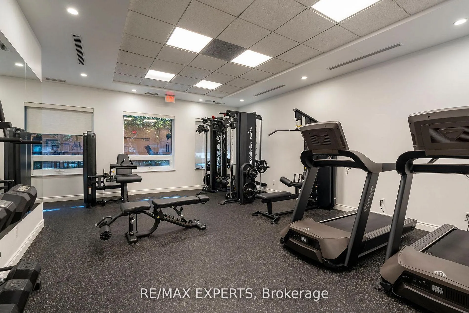 281 Woodbridge Avenue #207