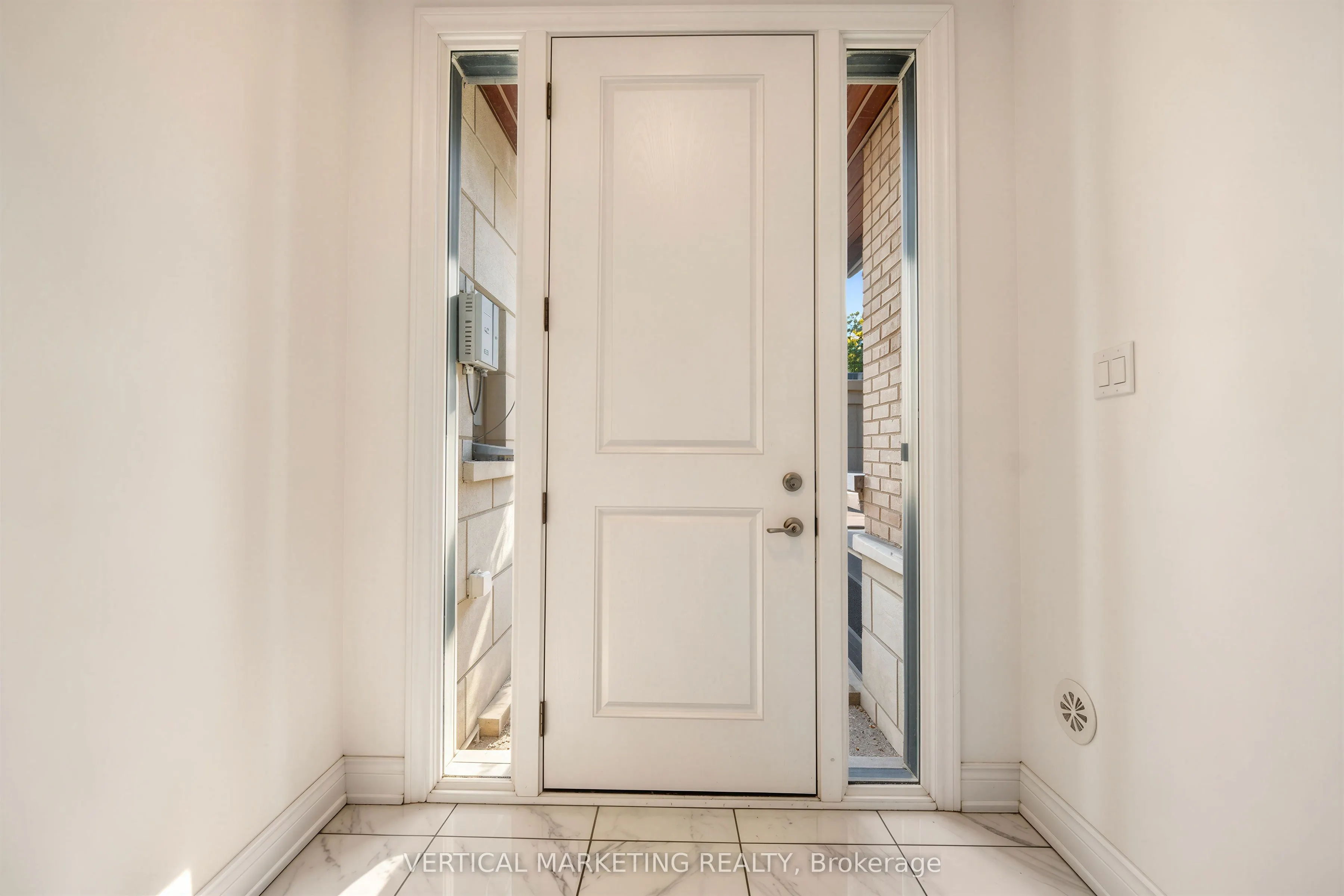 587 Marc Santi Boulevard