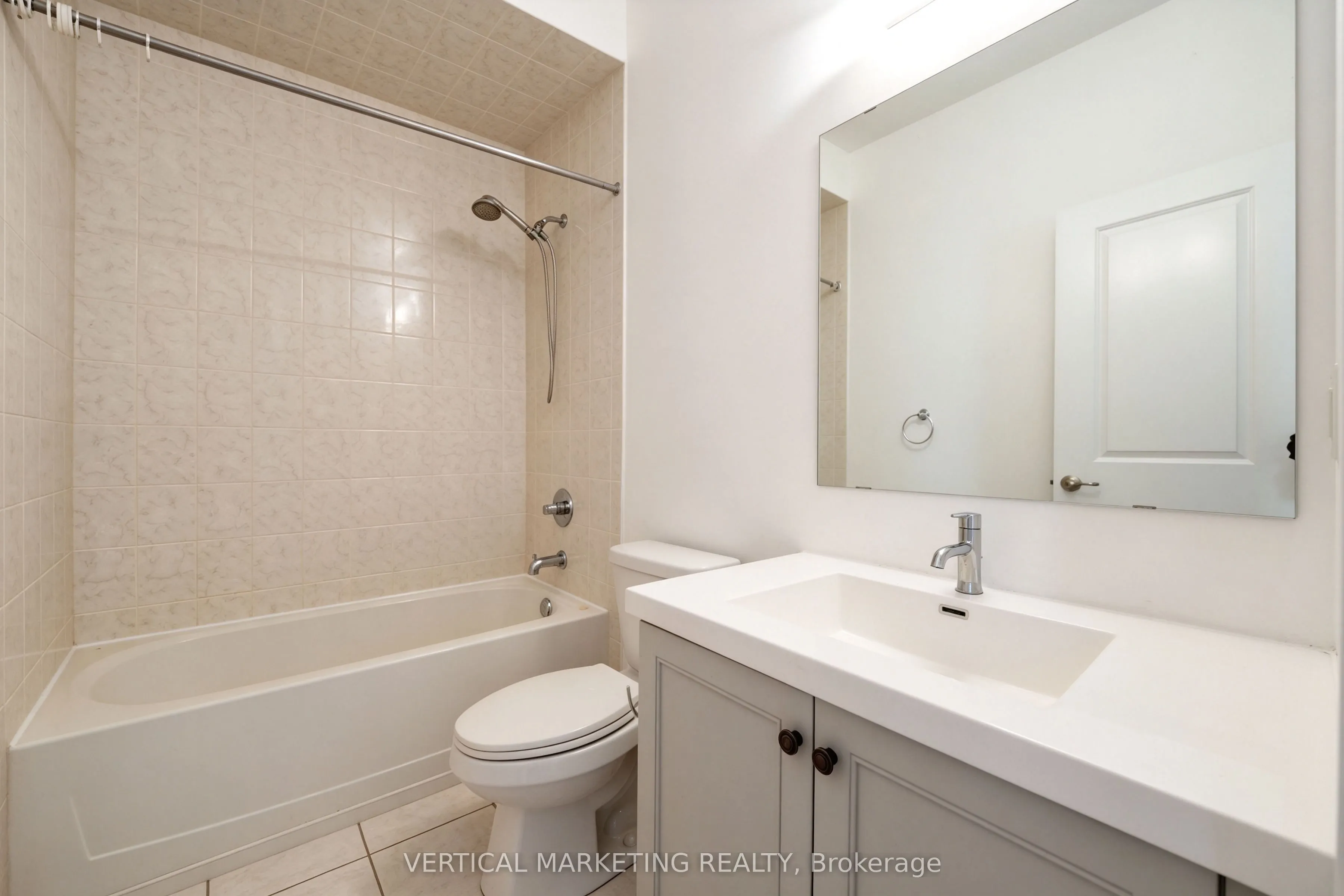 587 Marc Santi Boulevard