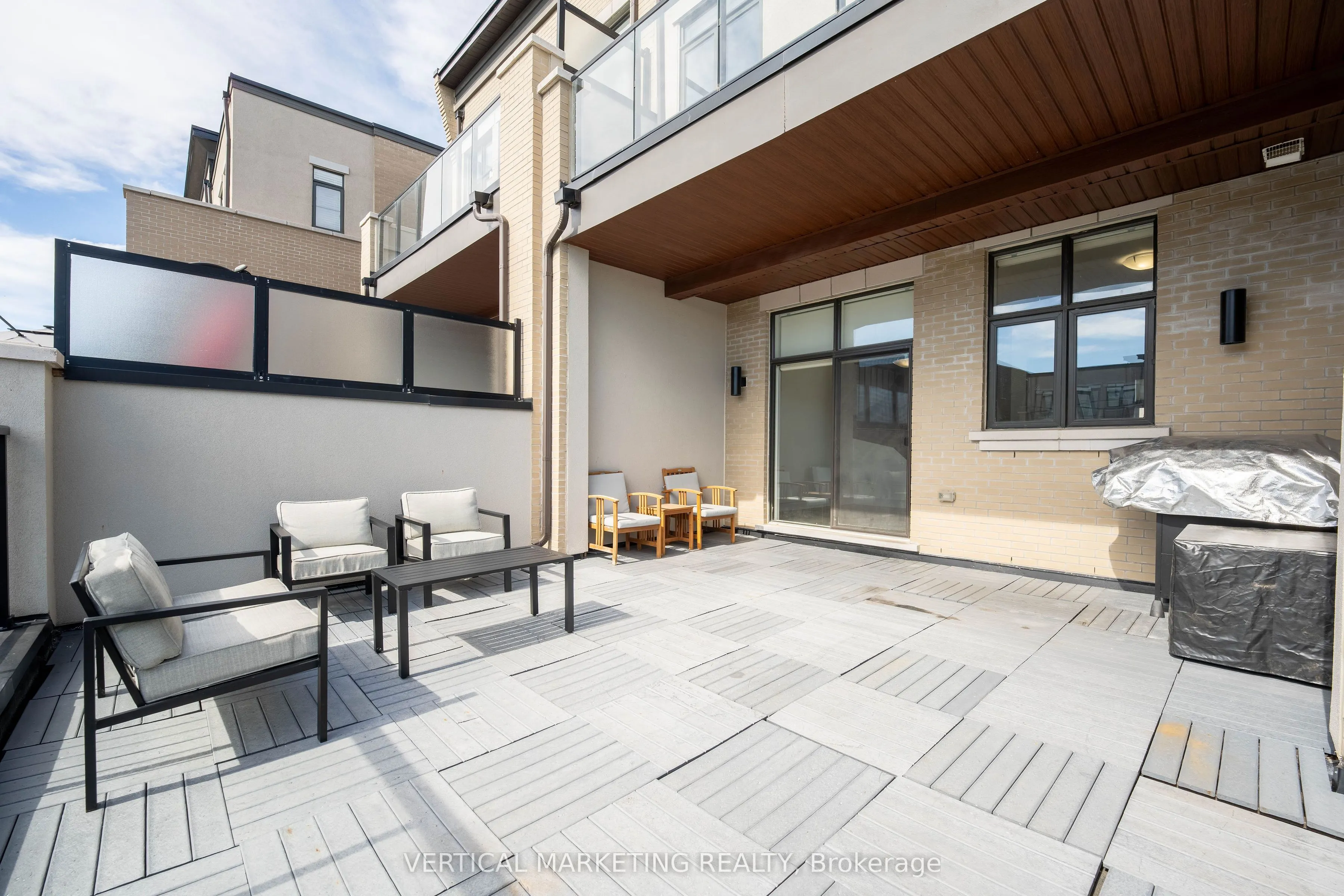 587 Marc Santi Boulevard