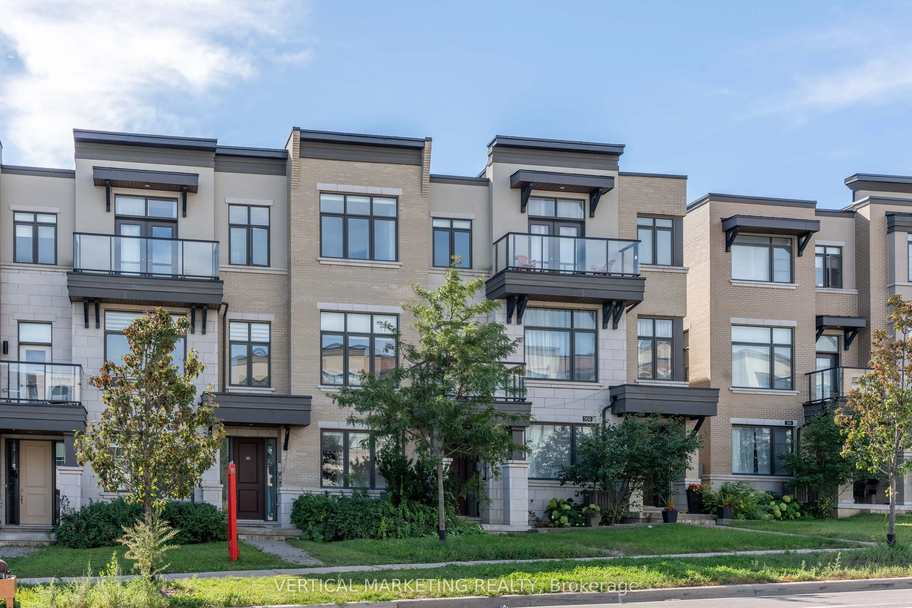 587 Marc Santi Boulevard