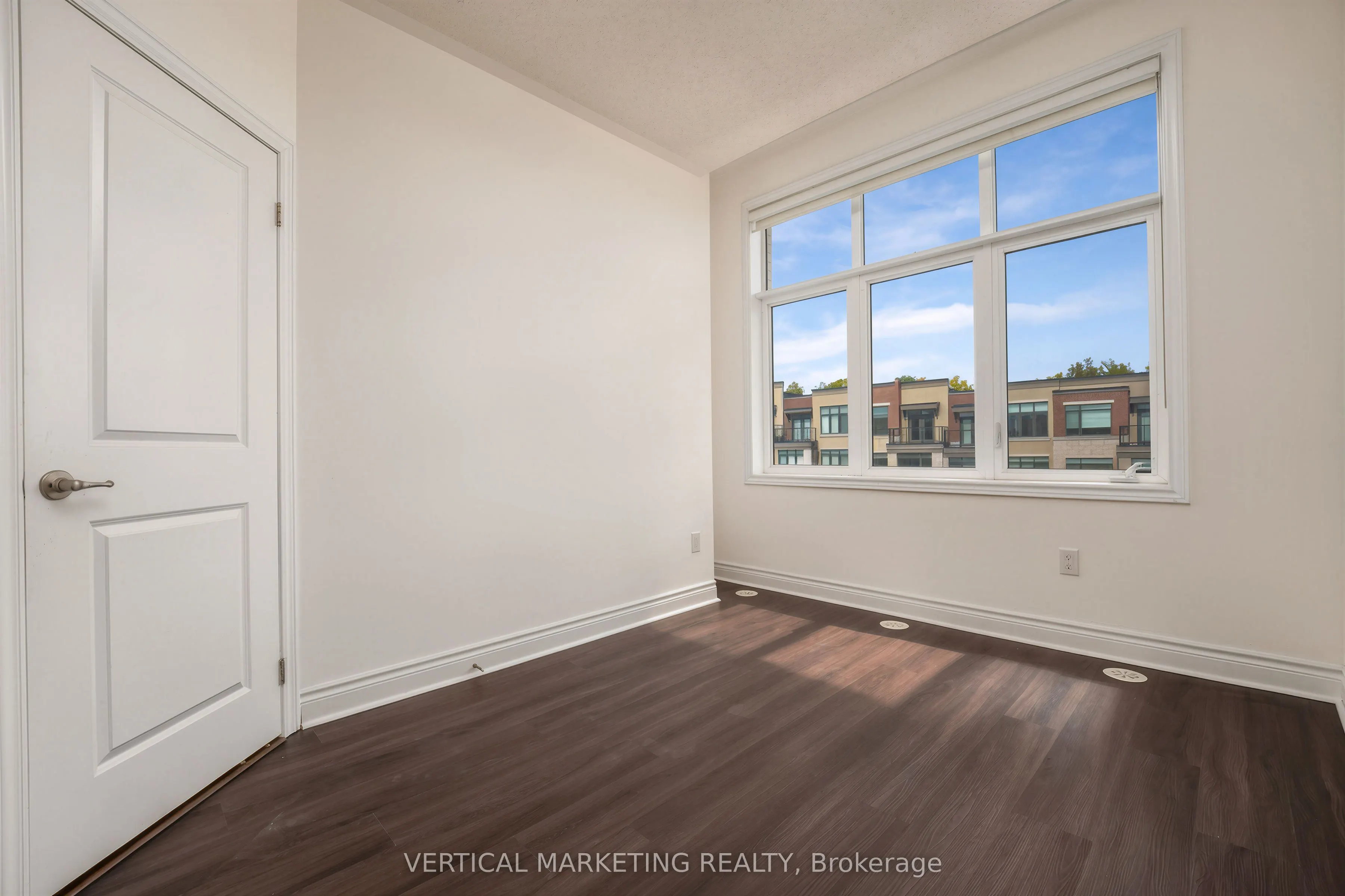 587 Marc Santi Boulevard