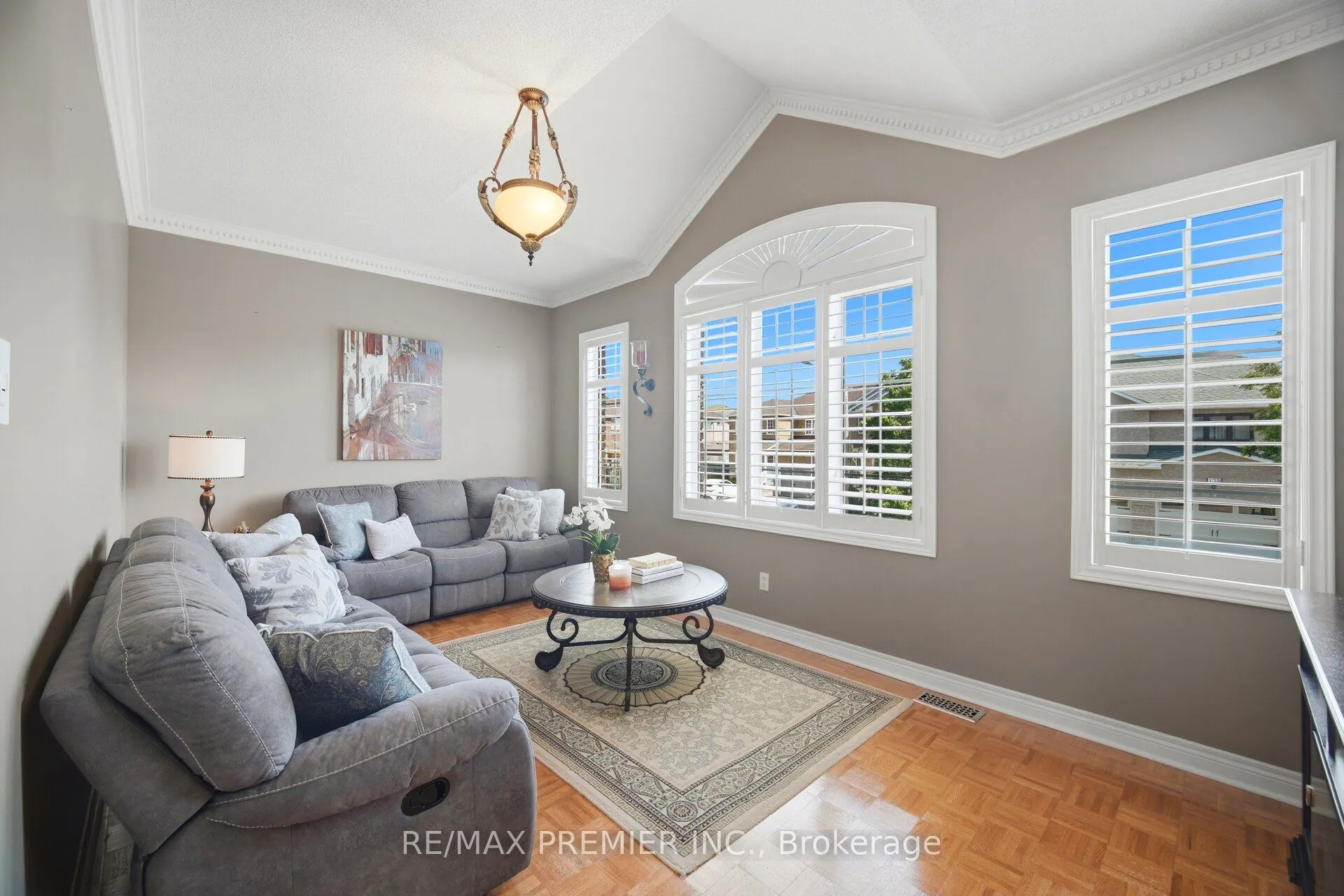 137 Blackthorn Drive