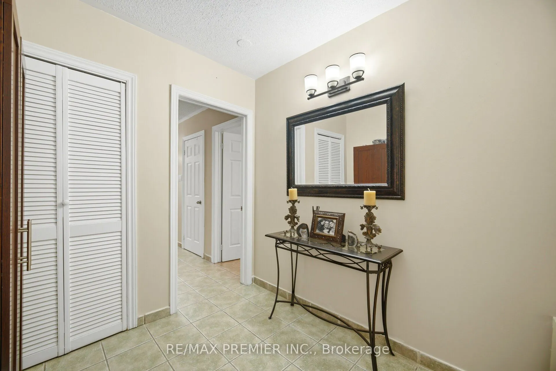 137 Blackthorn Drive