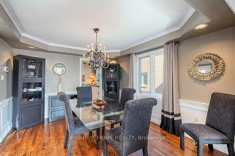 143 Carlyle Crescent