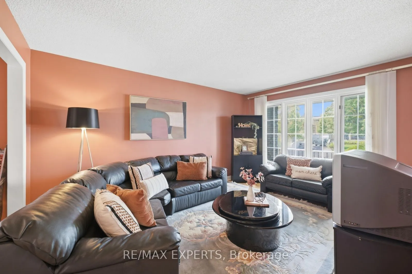 337 Forest Drive