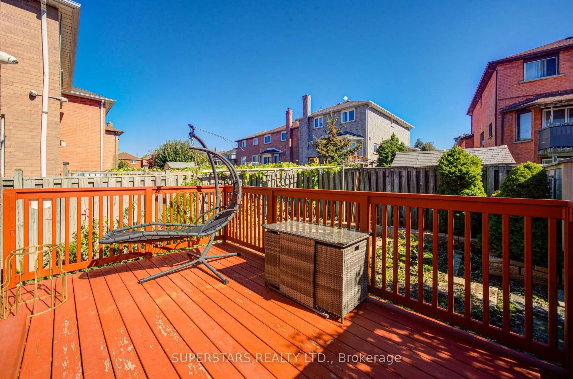 75 Marydale Avenue