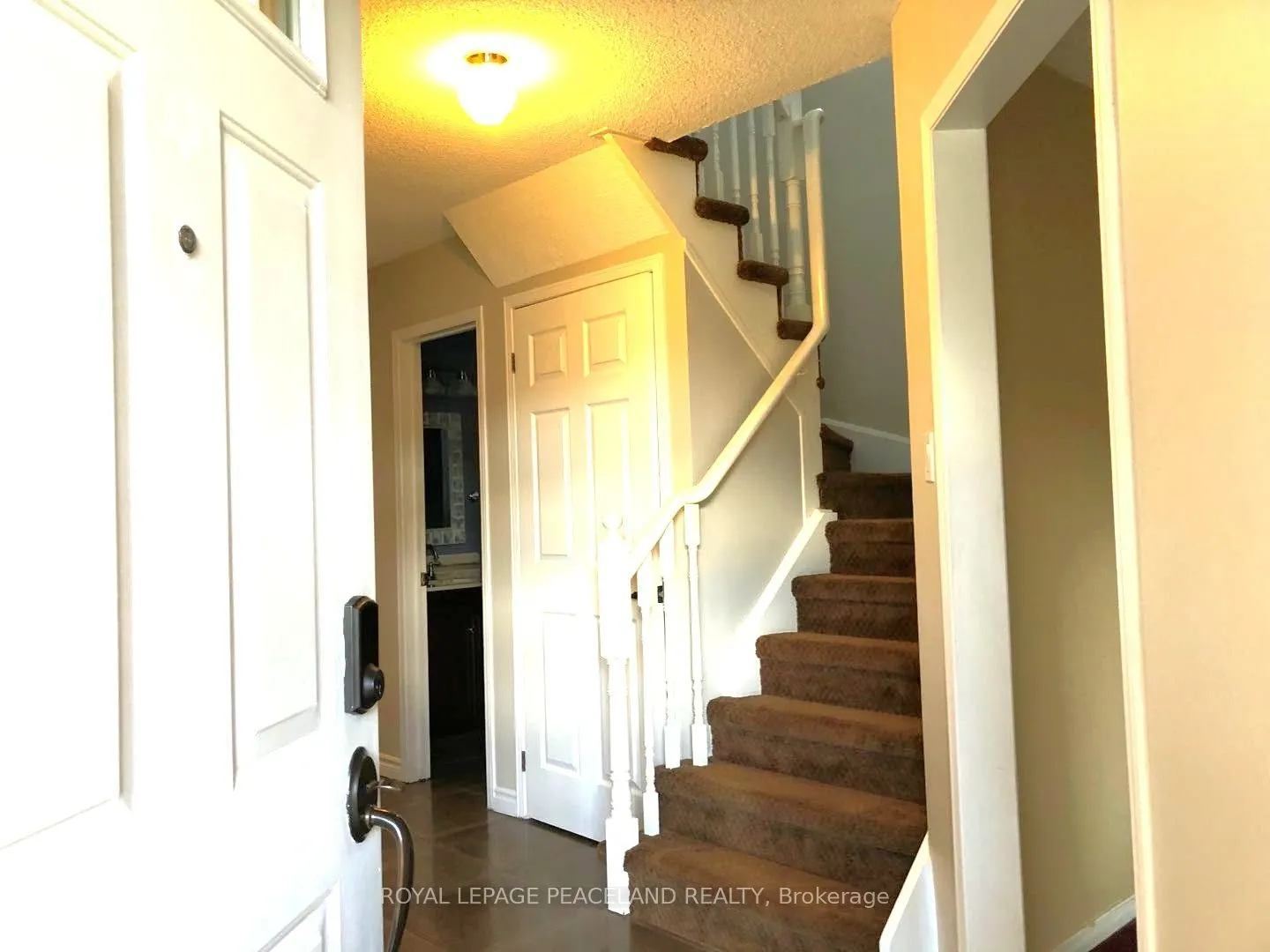 375 Pickering Crescent