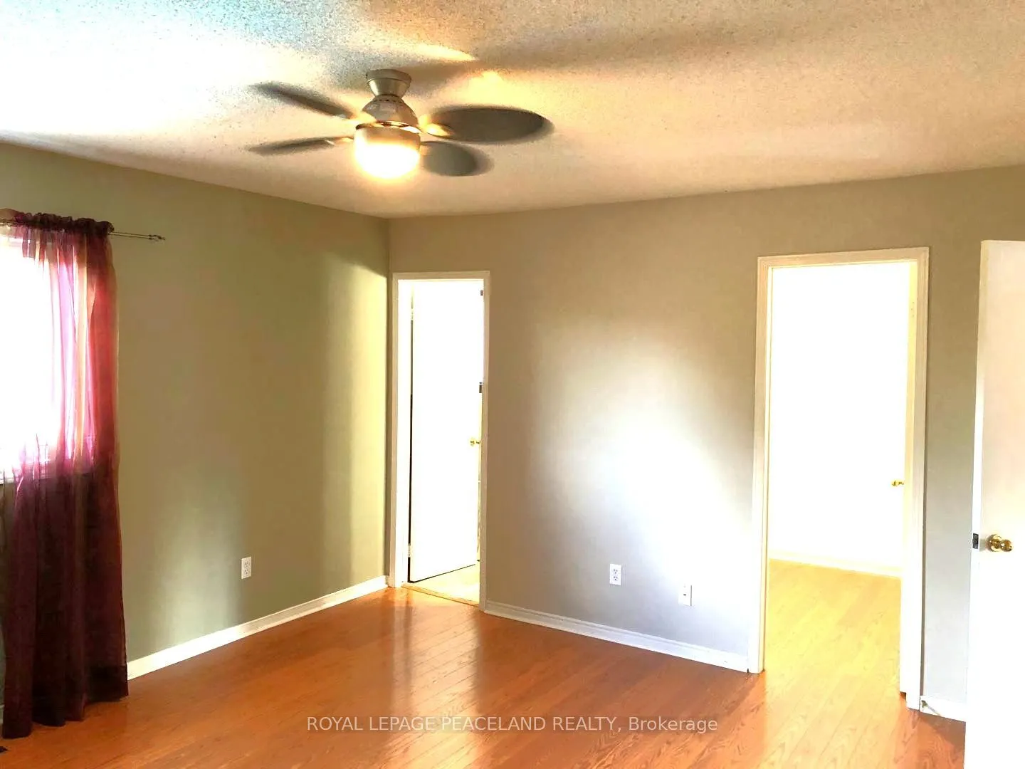 375 Pickering Crescent