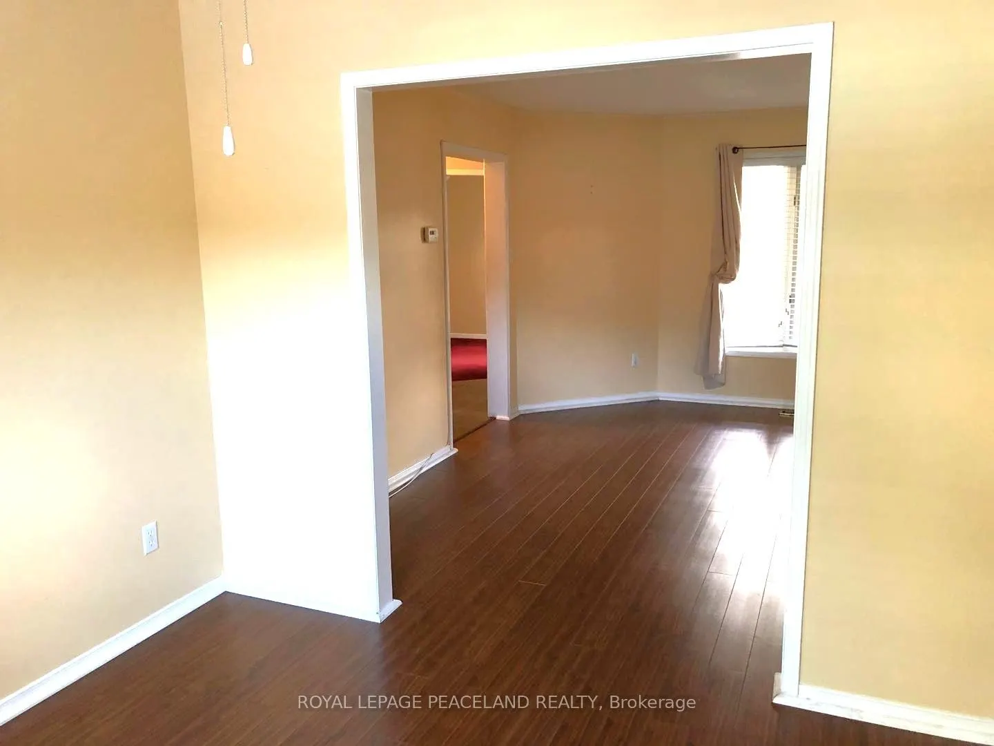 375 Pickering Crescent