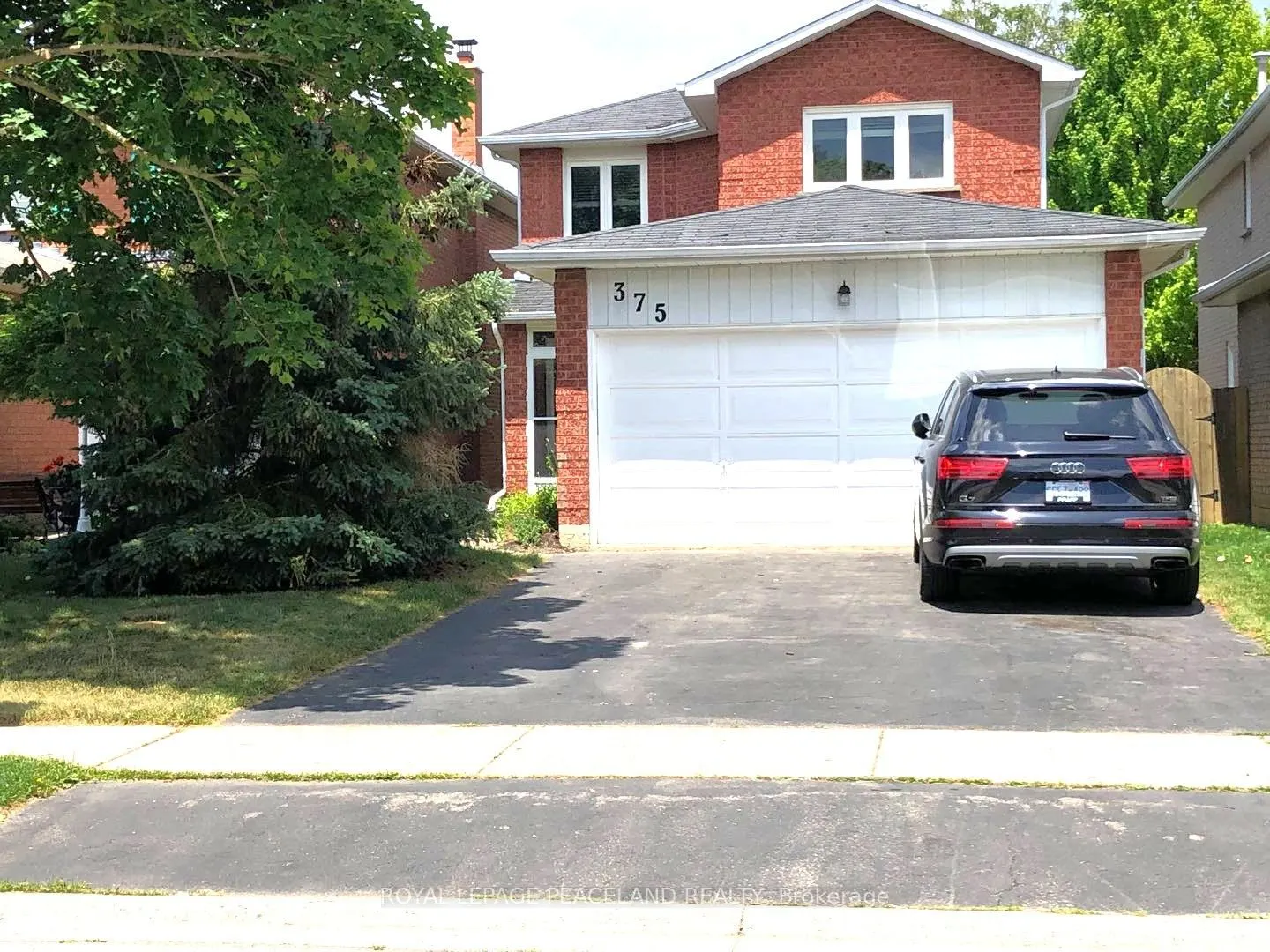 375 Pickering Crescent