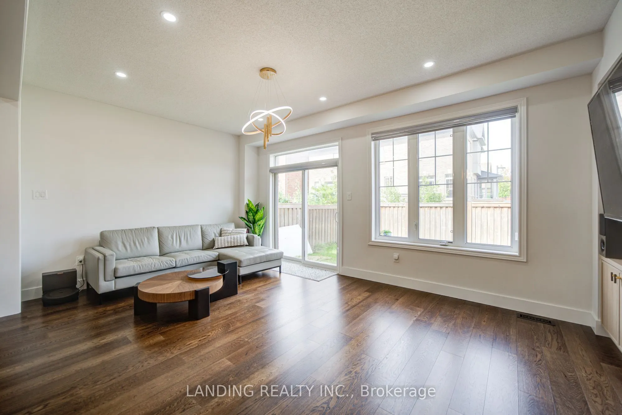 118 Beckett Avenue