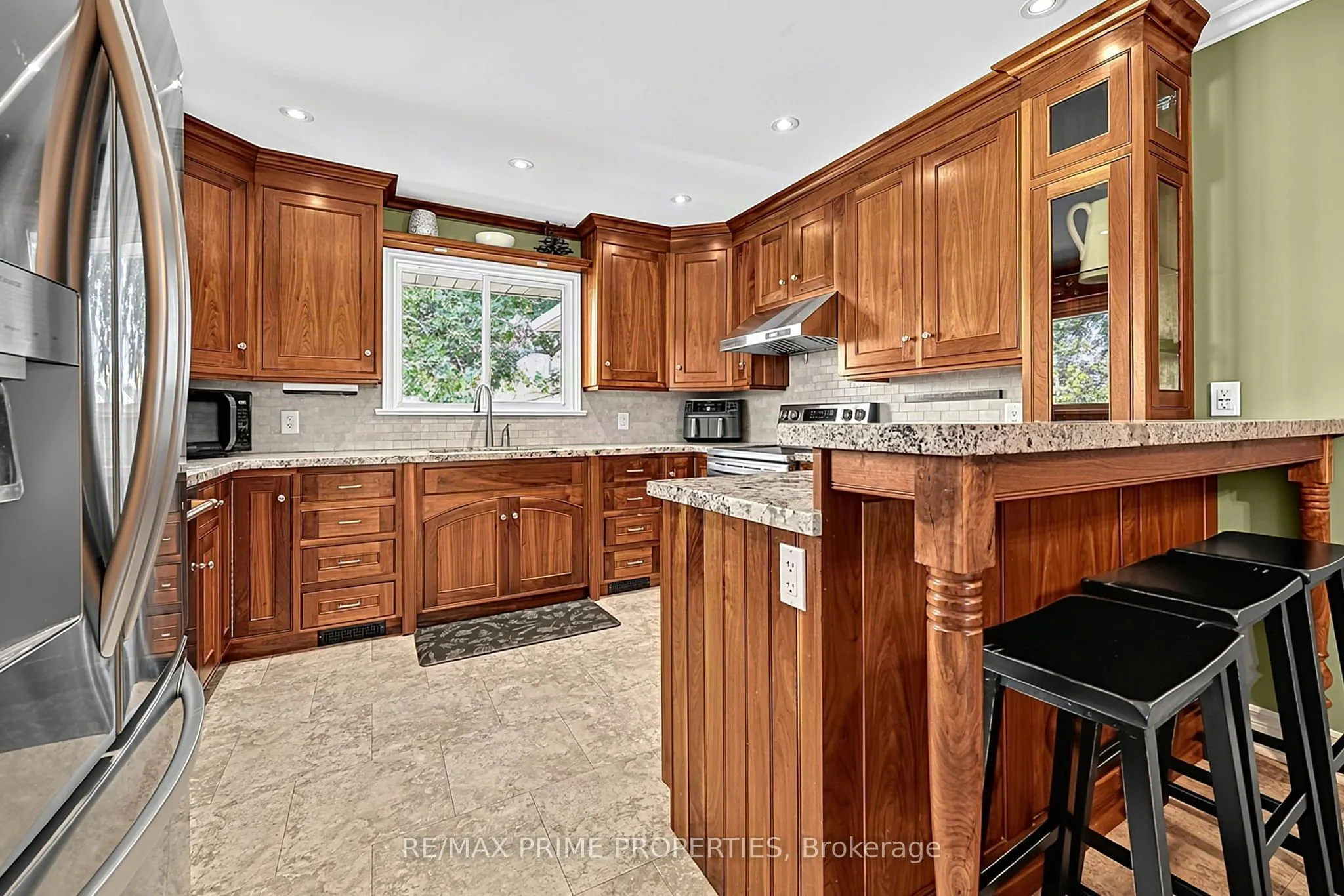 426 Zephyr Road