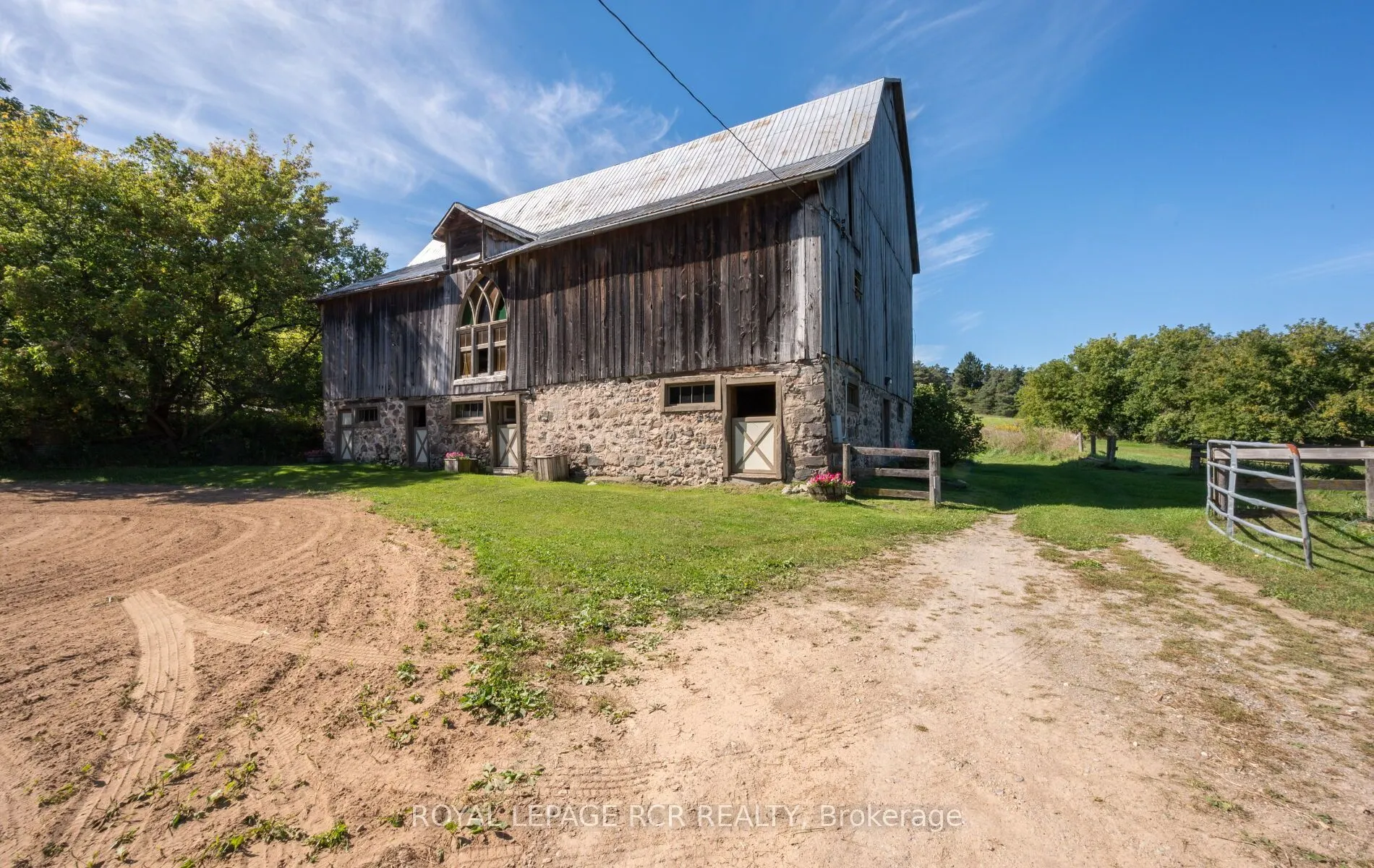 1438 Concession 3 Road