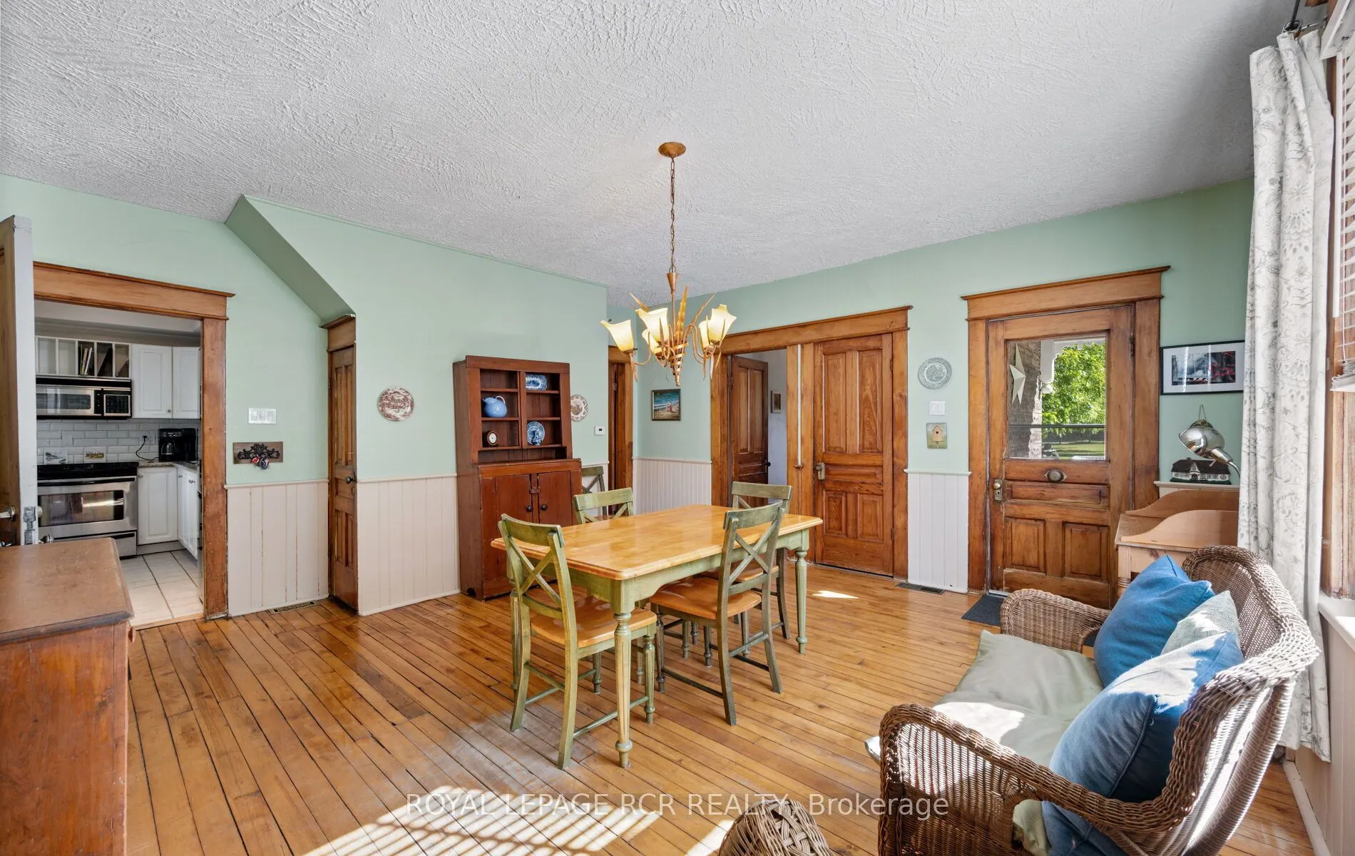 1438 Concession 3 Road