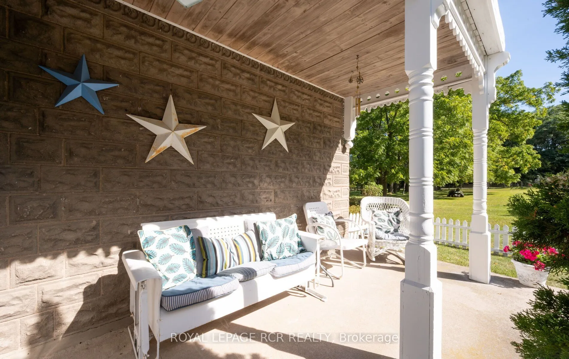 1438 Concession 3 Road