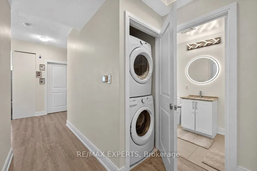 9600 Yonge Street #208B