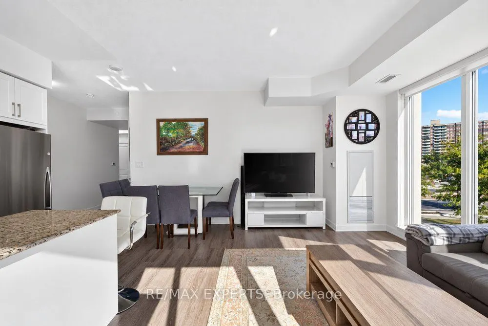 9600 Yonge Street #208B