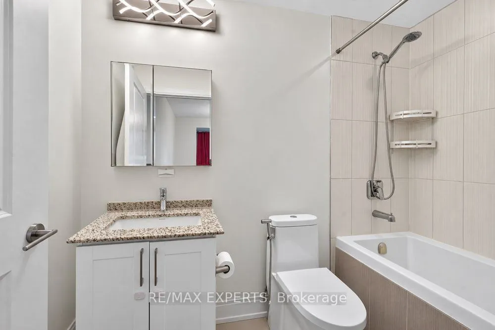 9600 Yonge Street #208B