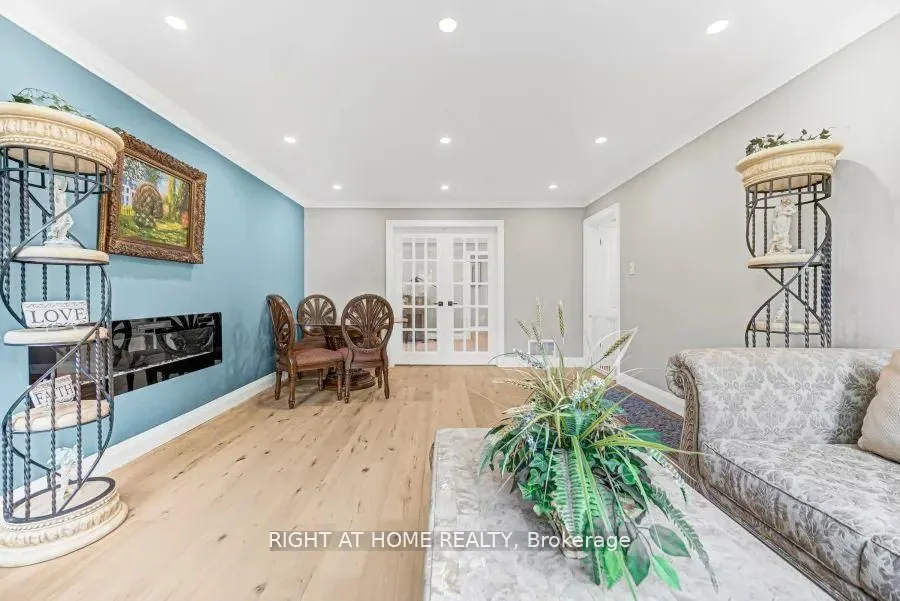 35 Harmony Hill Crescent
