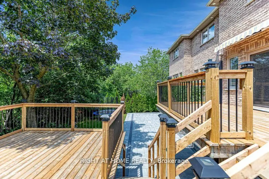35 Harmony Hill Crescent