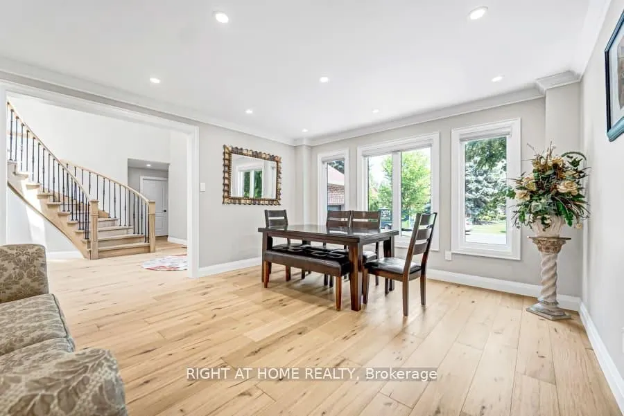 35 Harmony Hill Crescent