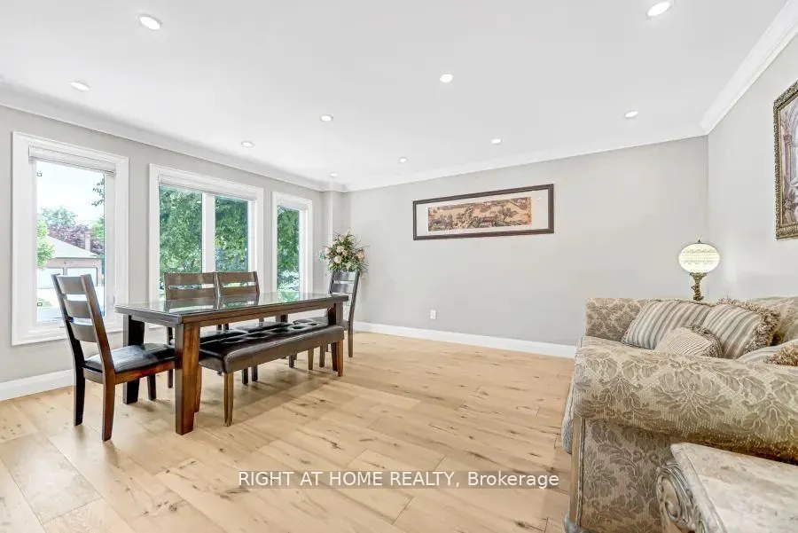 35 Harmony Hill Crescent