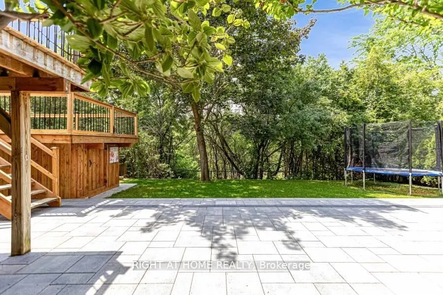 35 Harmony Hill Crescent