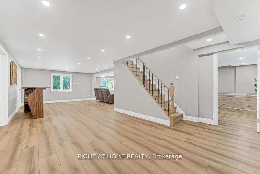 35 Harmony Hill Crescent