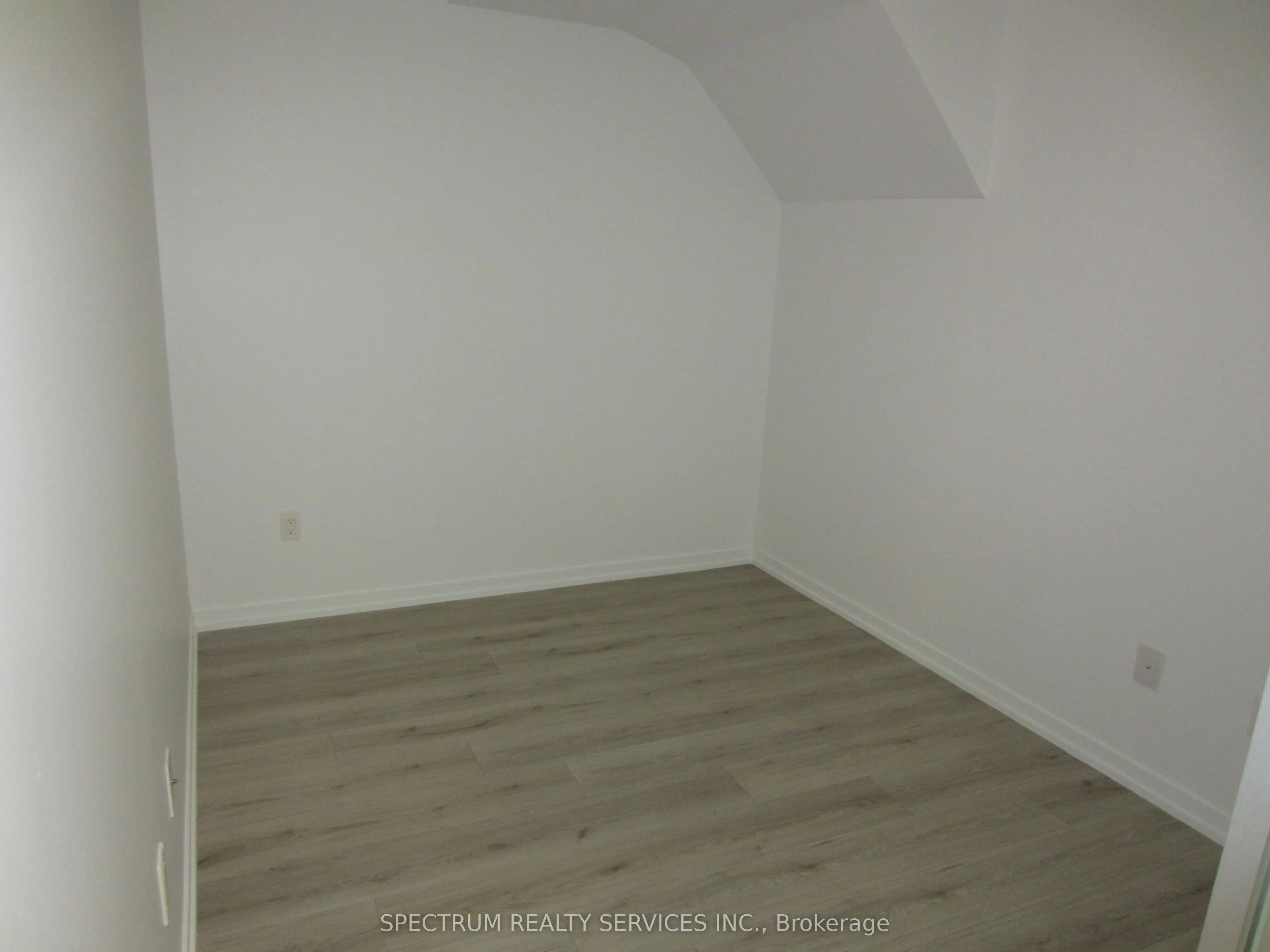 26 Bruce Street #C-31