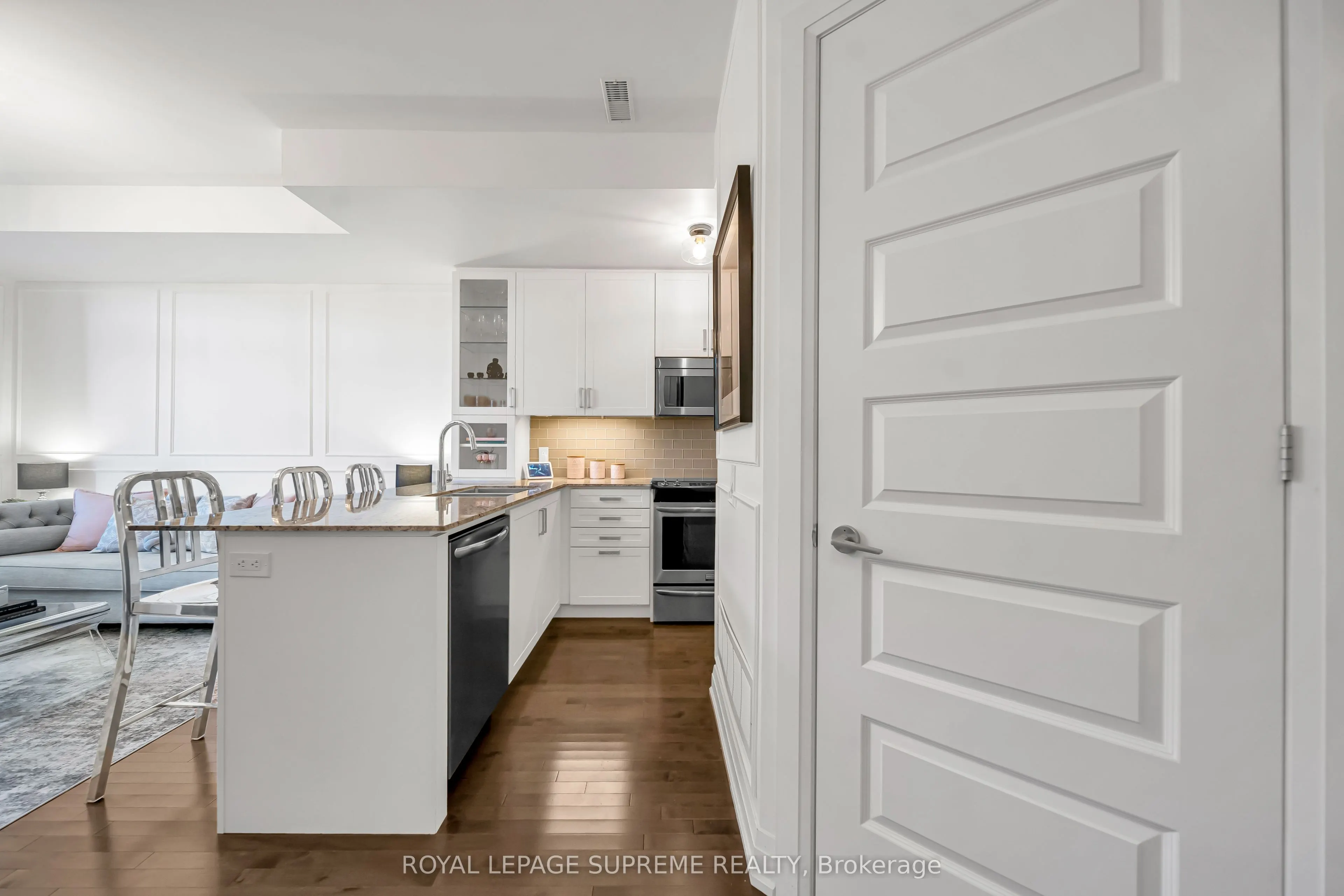 8167 Kipling Avenue #43