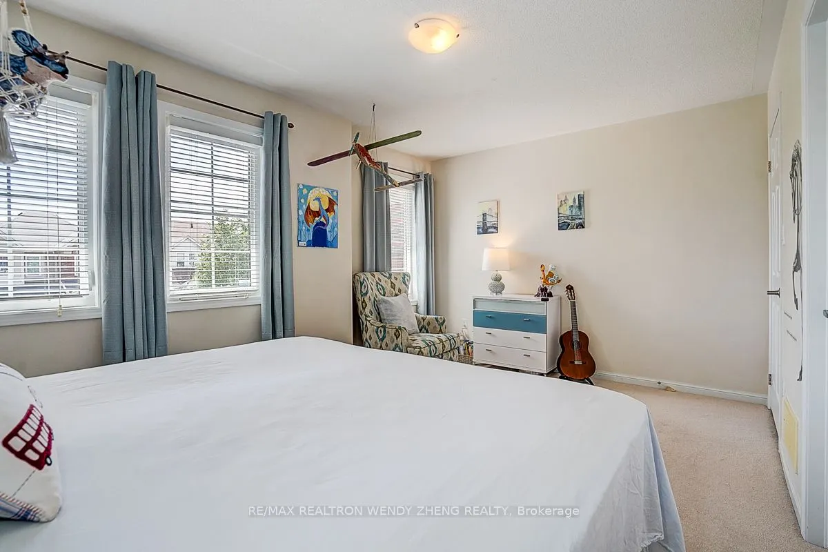 10 Collie Crescent