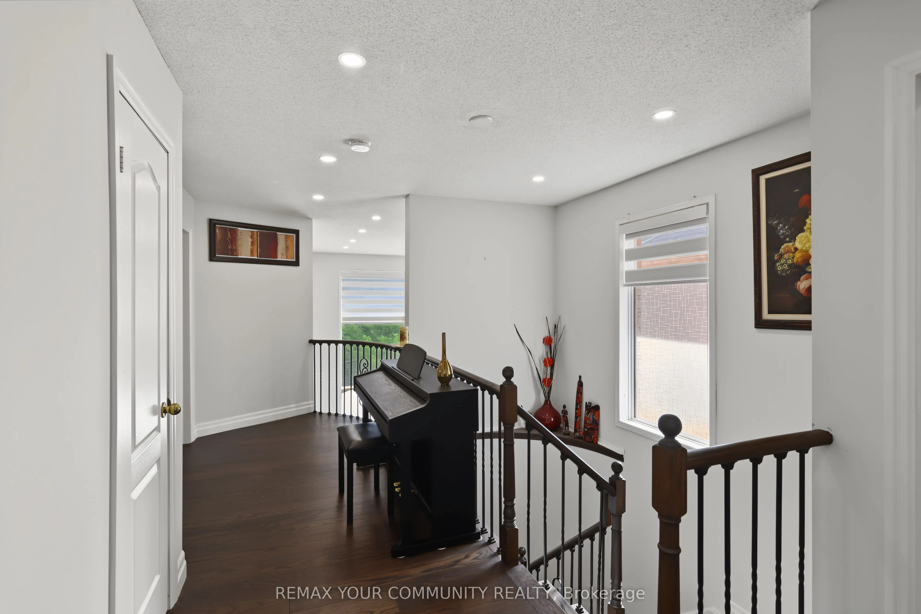 21 English Oak Drive