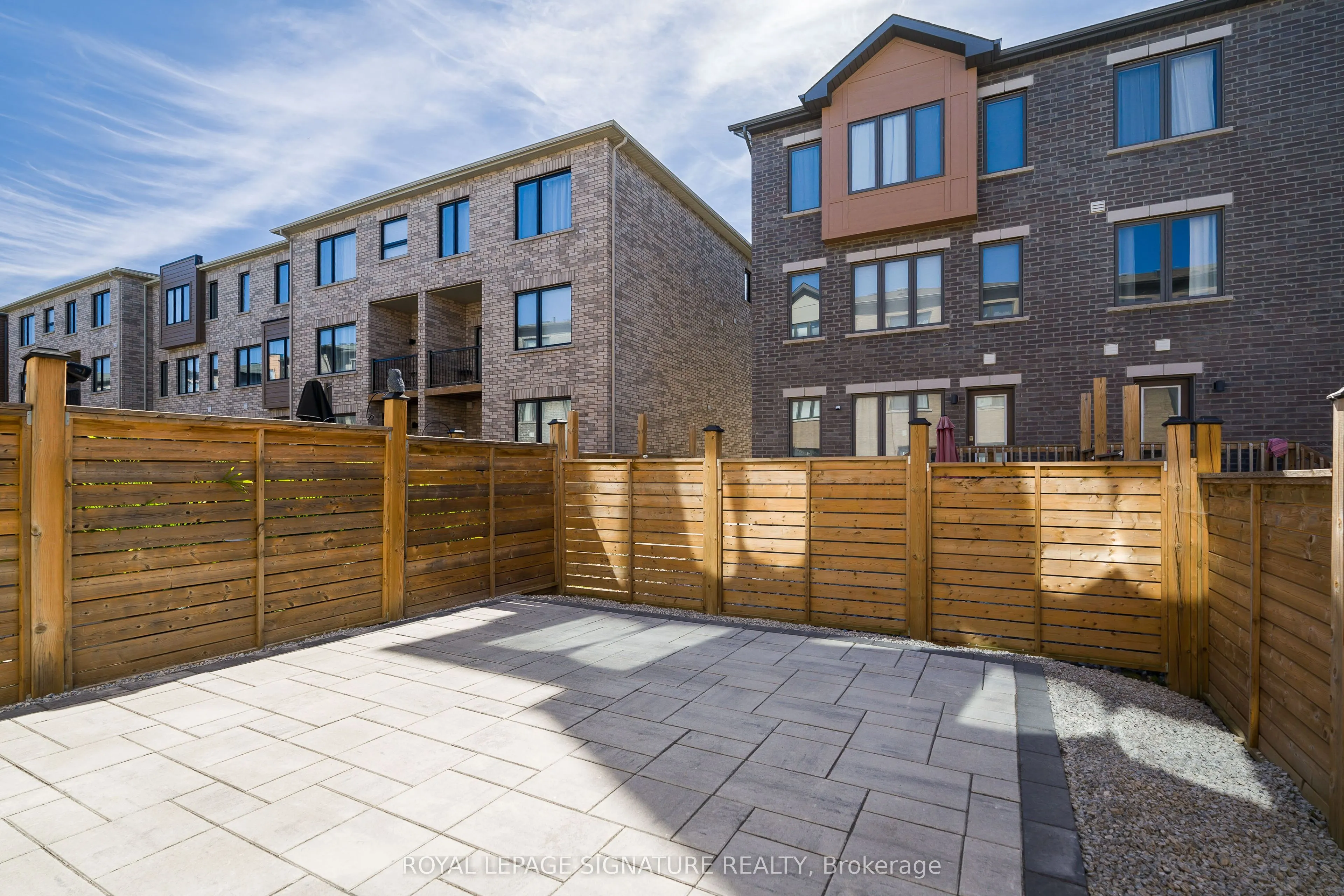 164 Tango Crescent