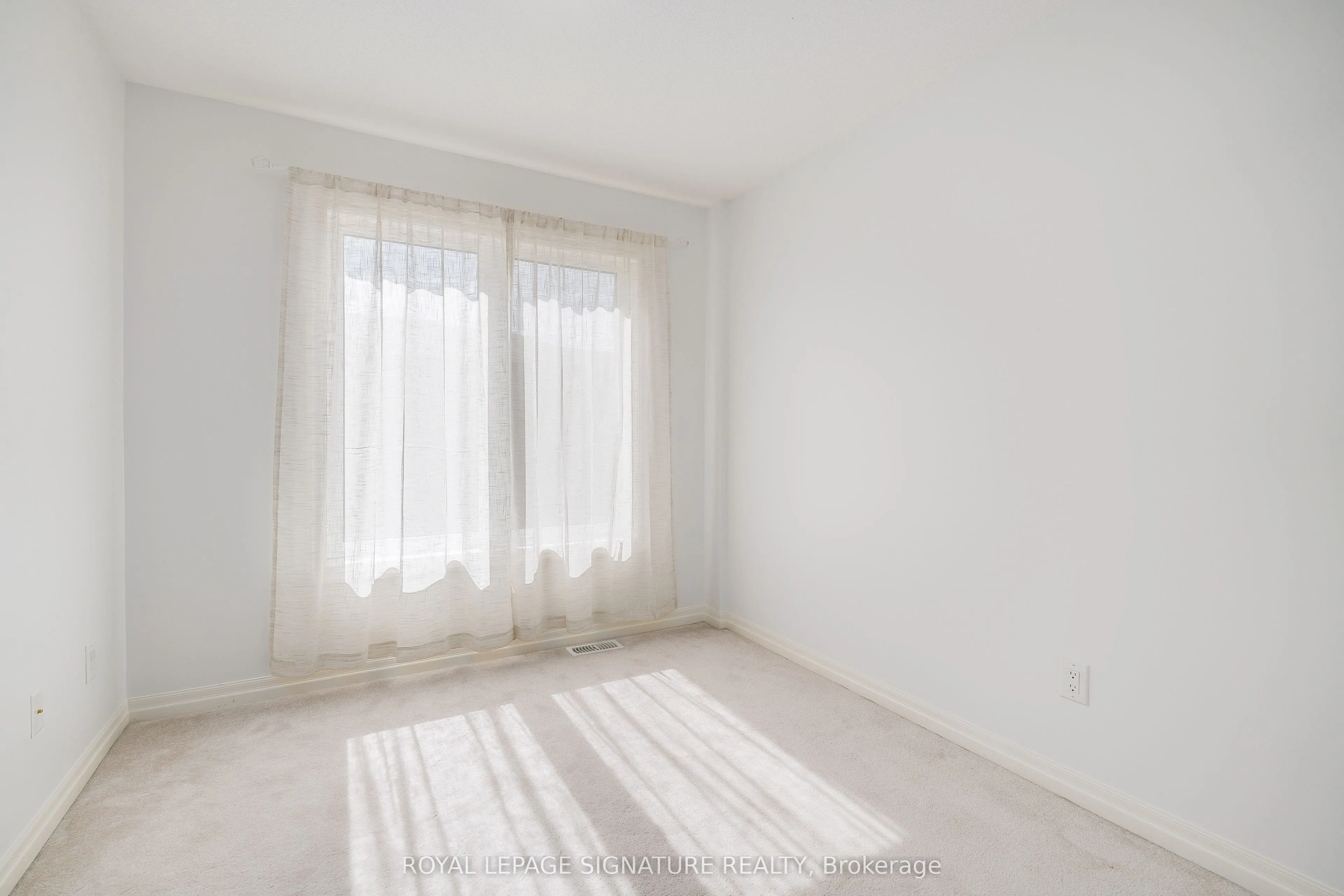 164 Tango Crescent