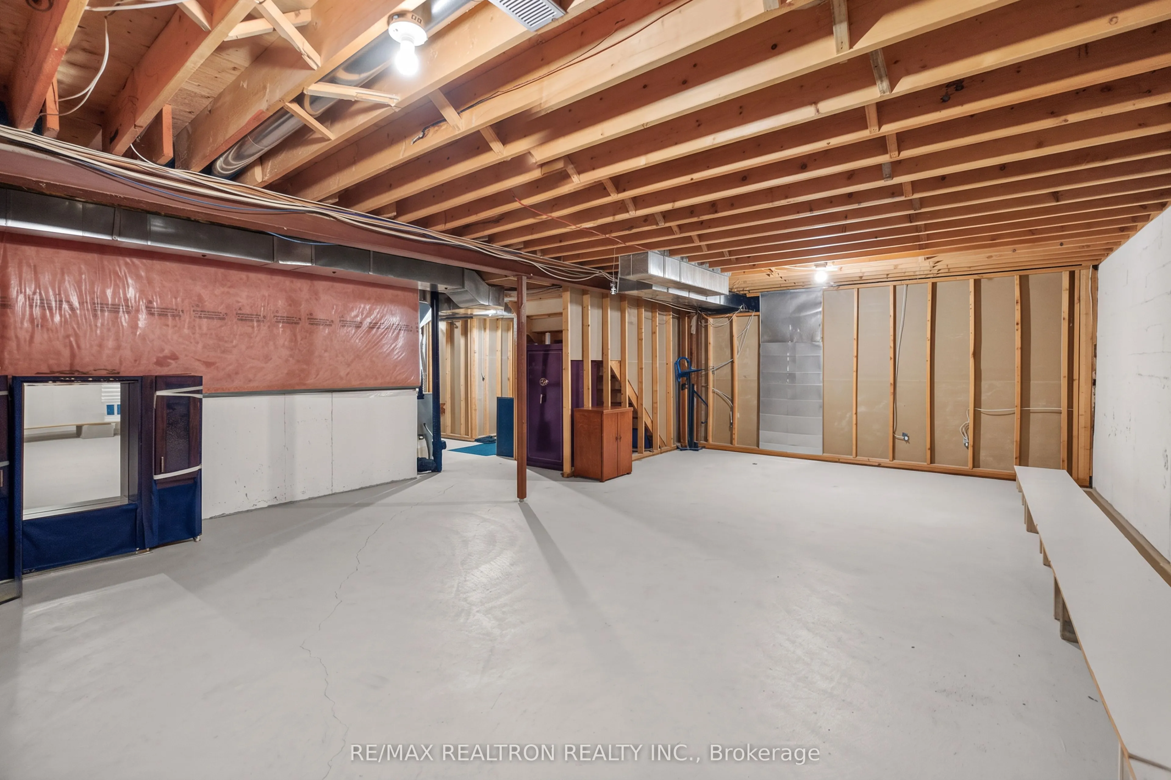 402 Morley Cook Crescent #402