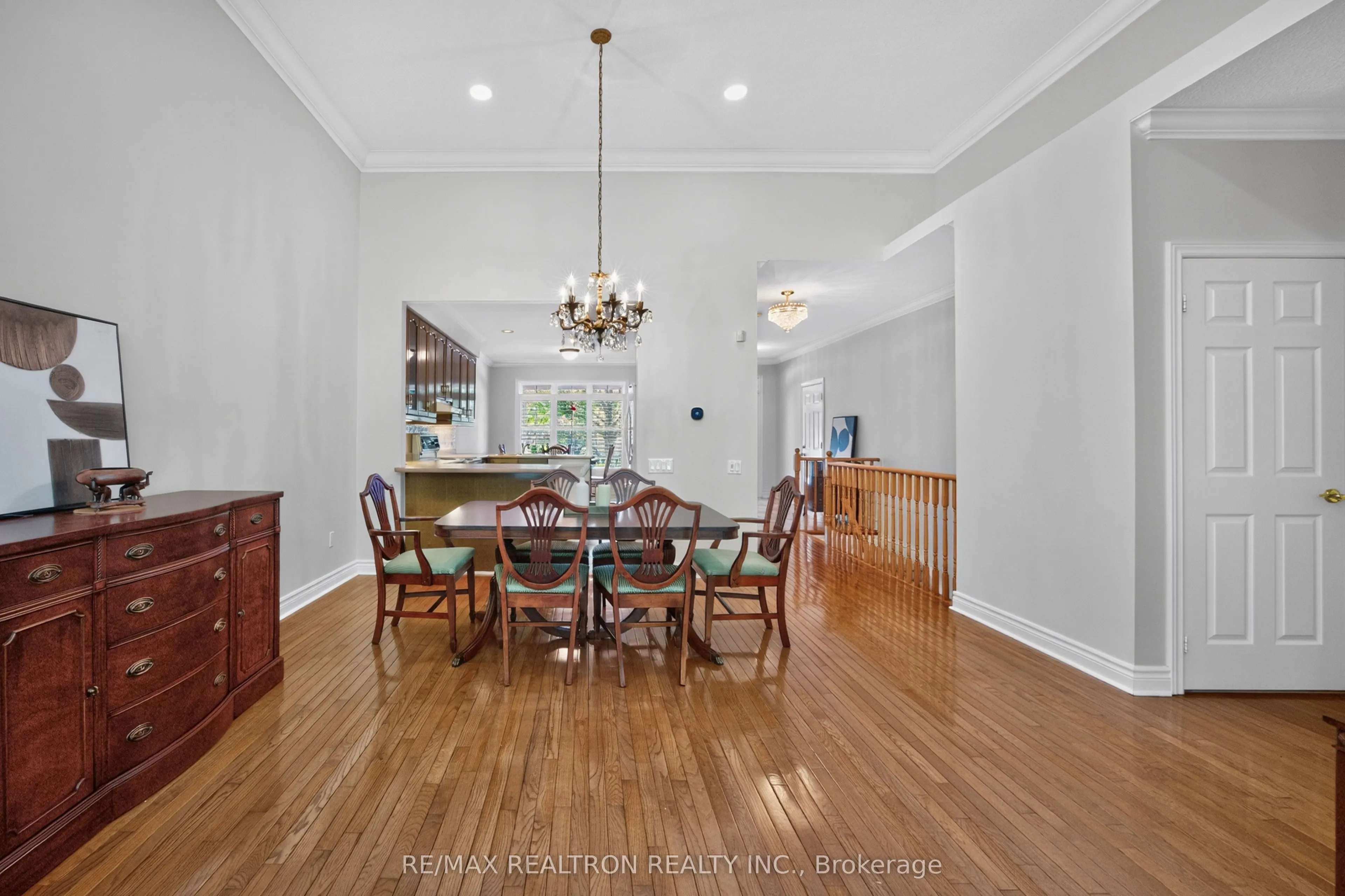 402 Morley Cook Crescent #402
