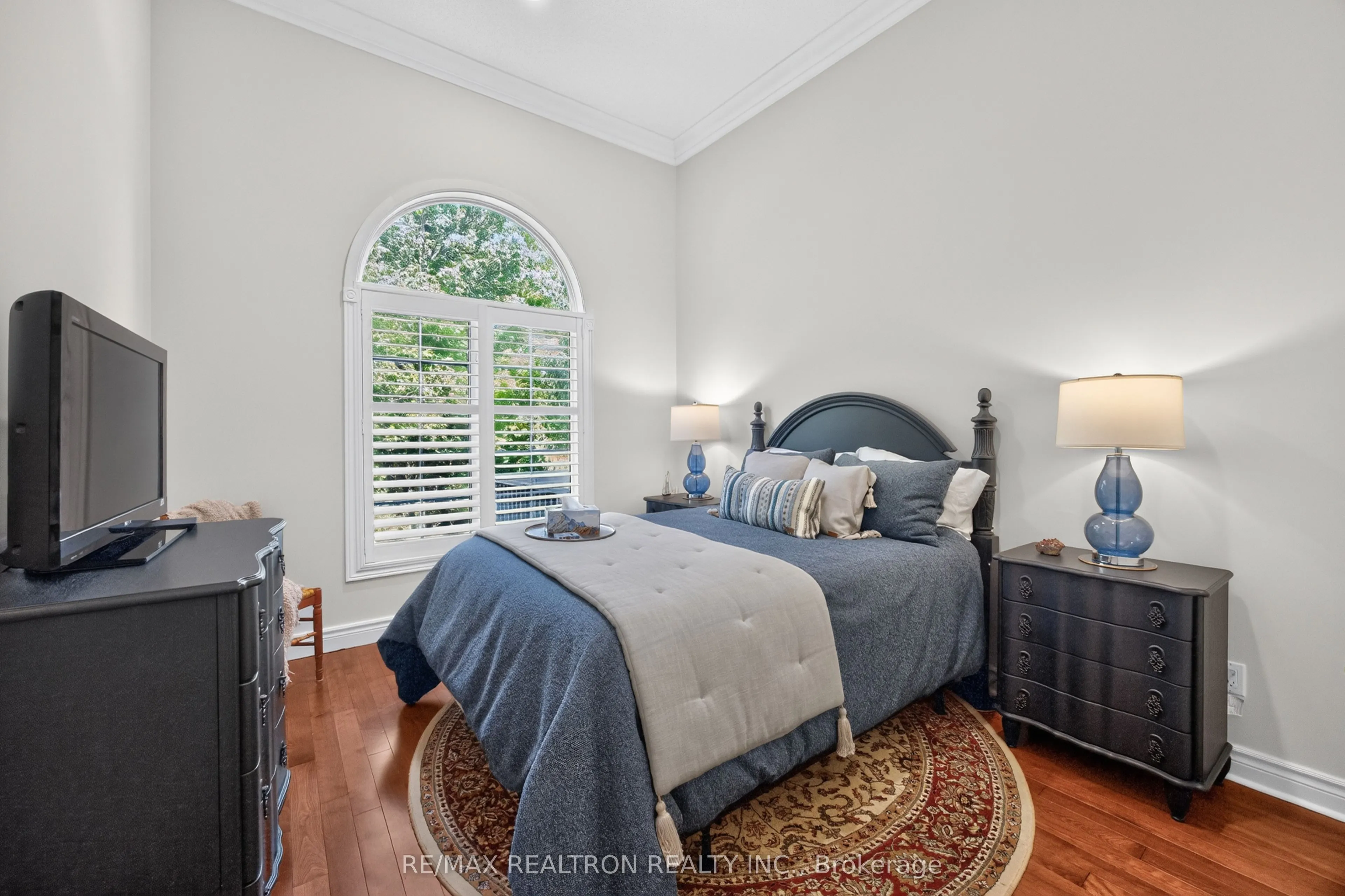 402 Morley Cook Crescent #402