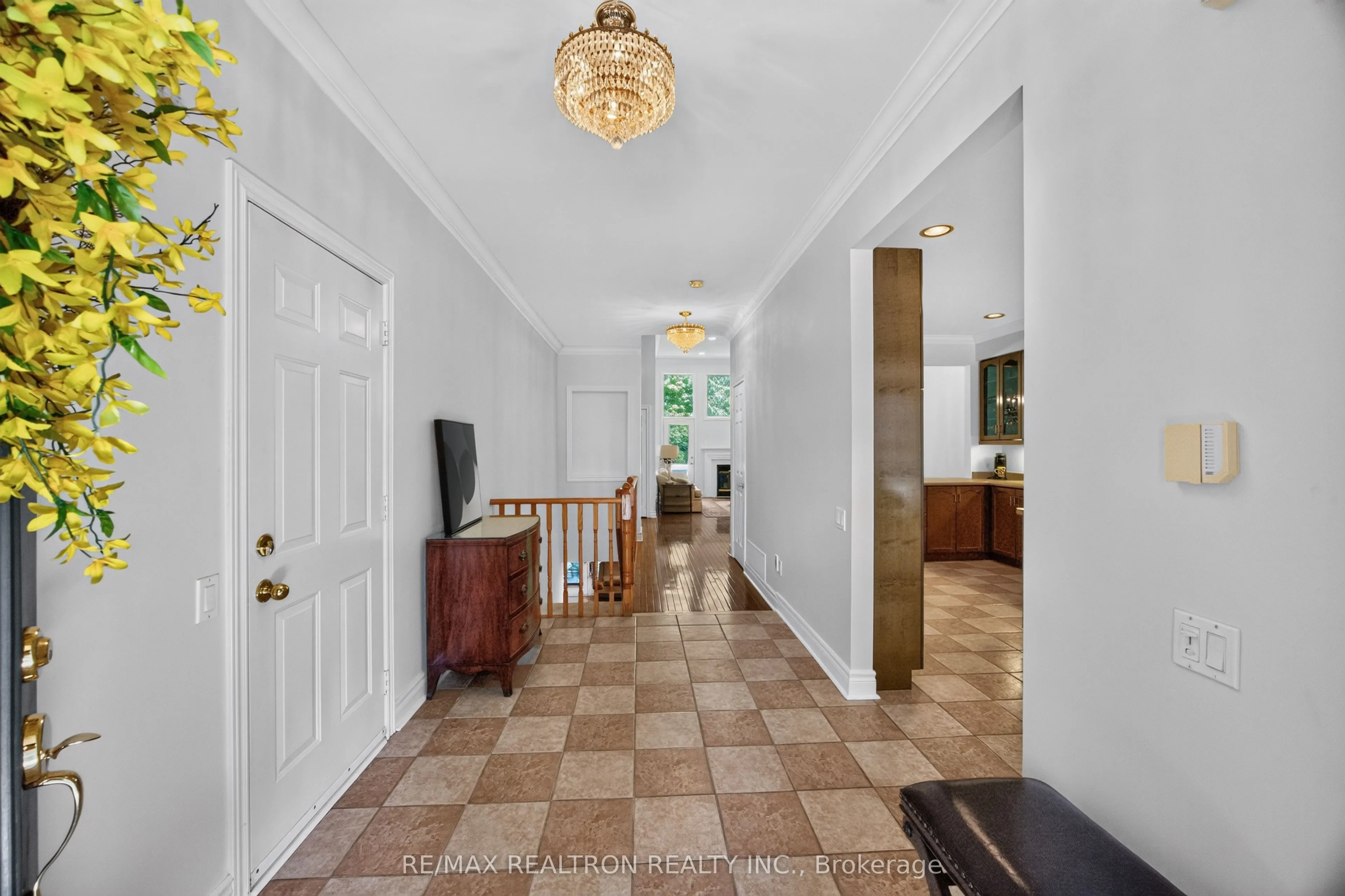402 Morley Cook Crescent #402
