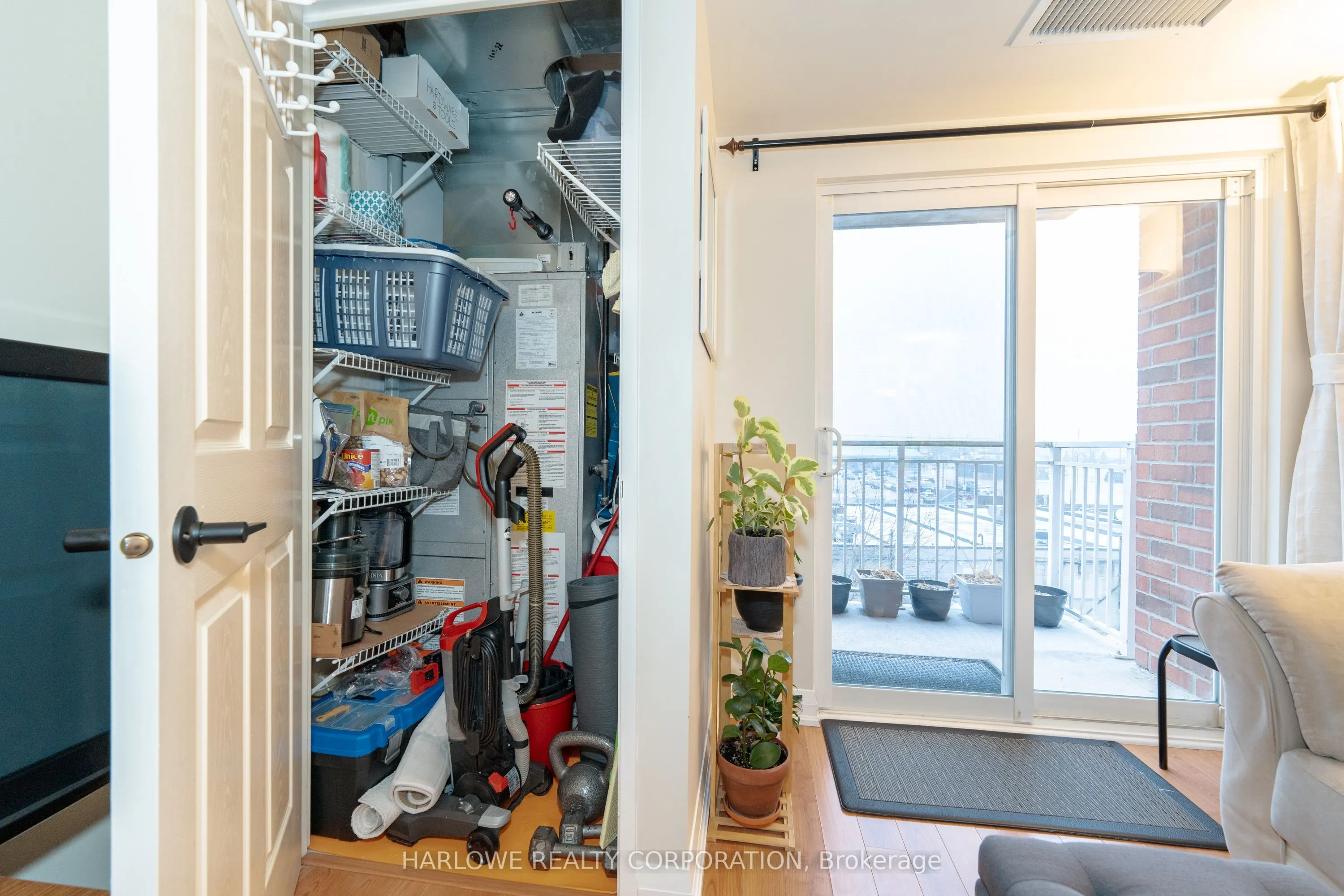 35 Hunt Avenue #401