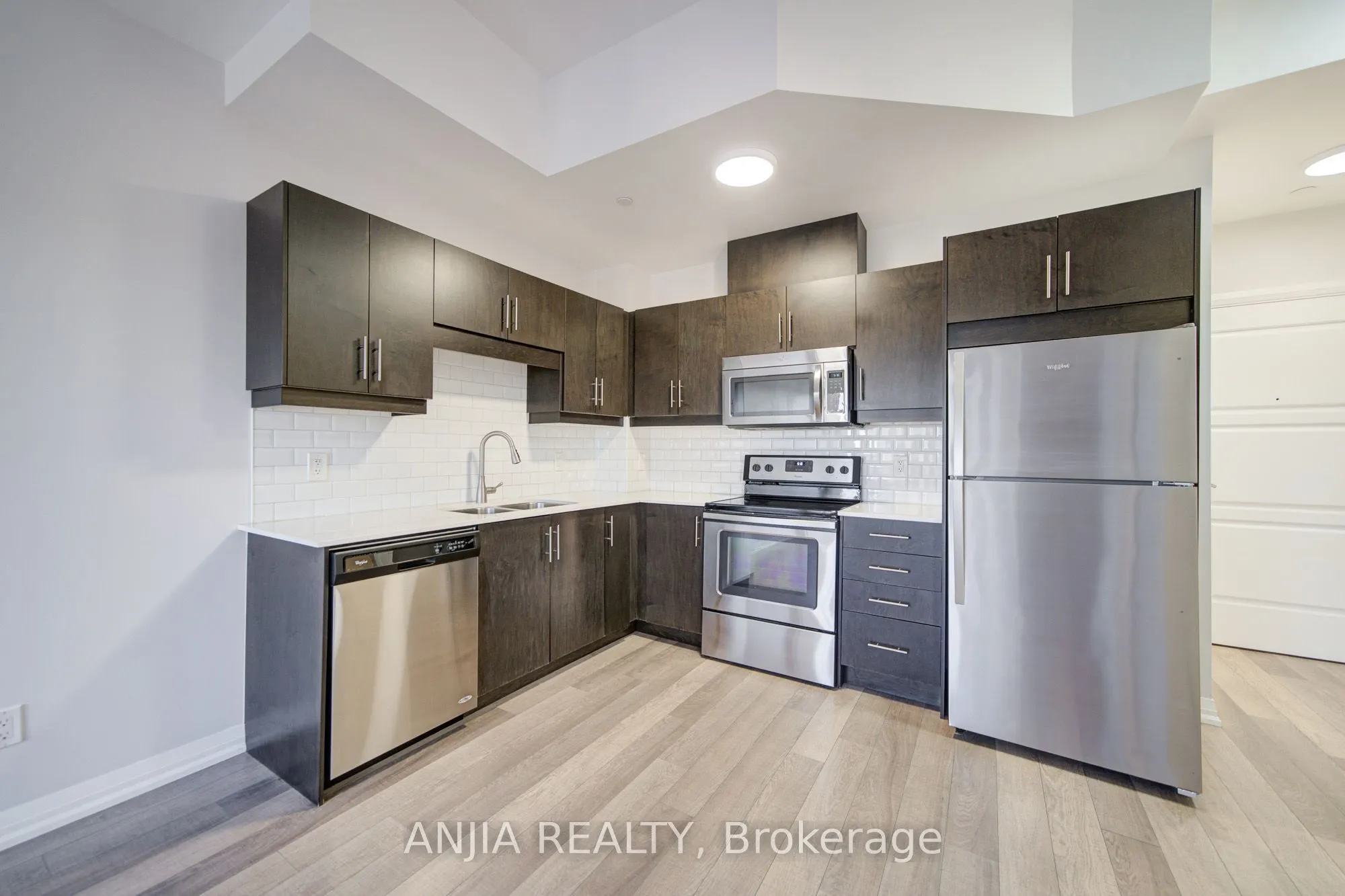 9506 Markham Road #1903