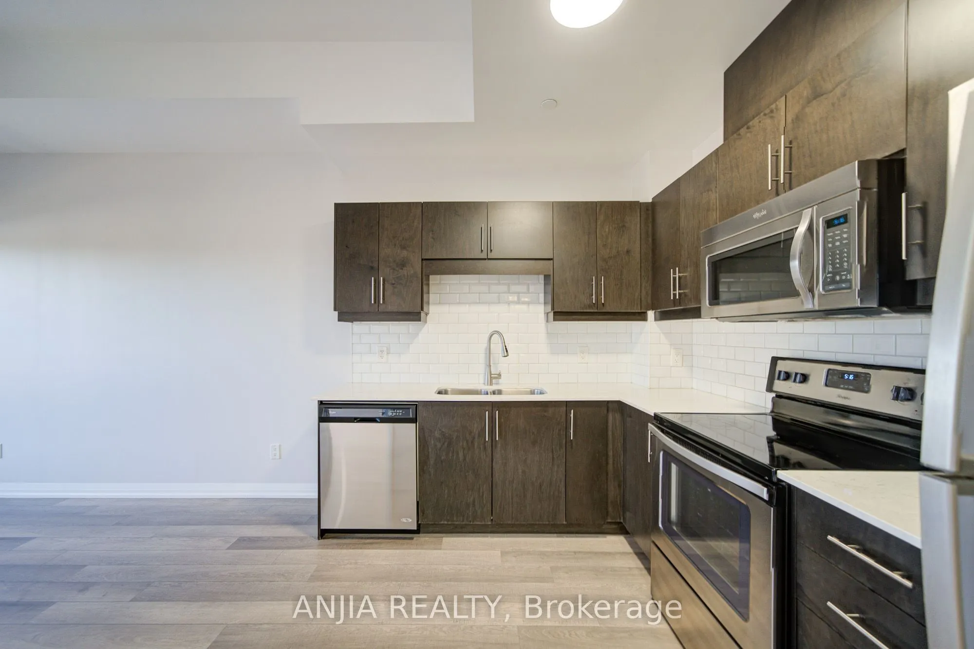 9506 Markham Road #1903