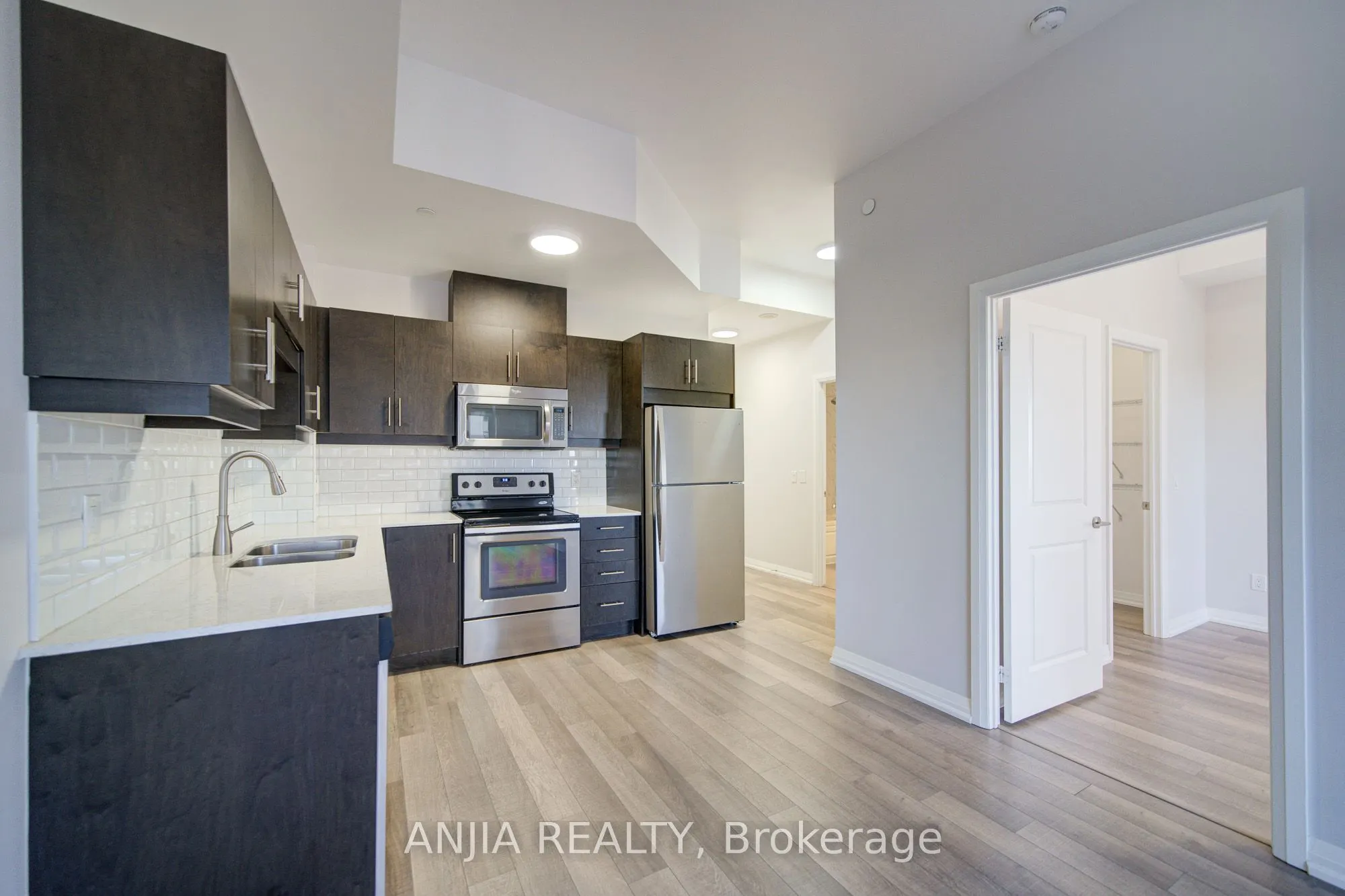 9506 Markham Road #1903