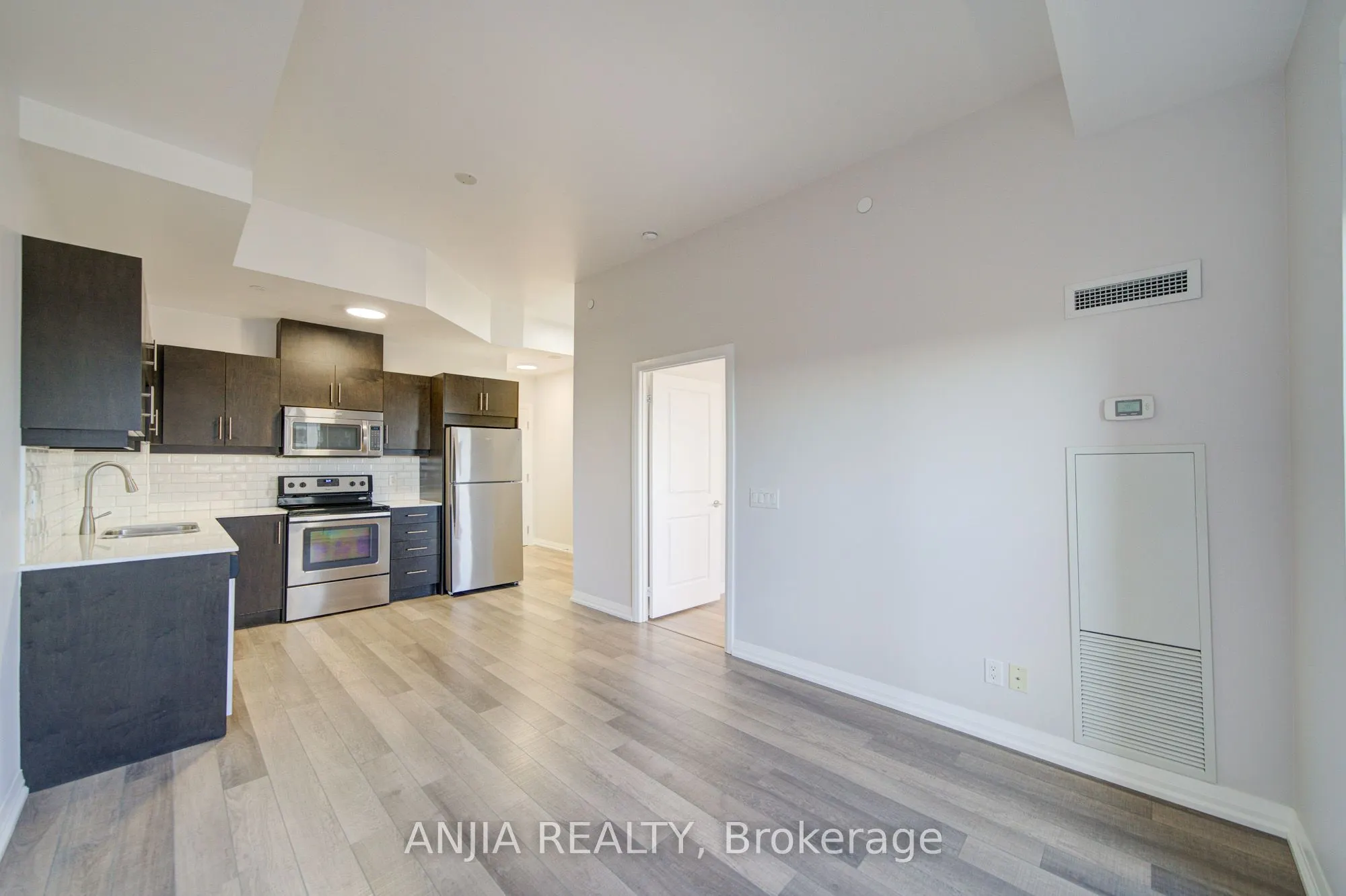 9506 Markham Road #1903