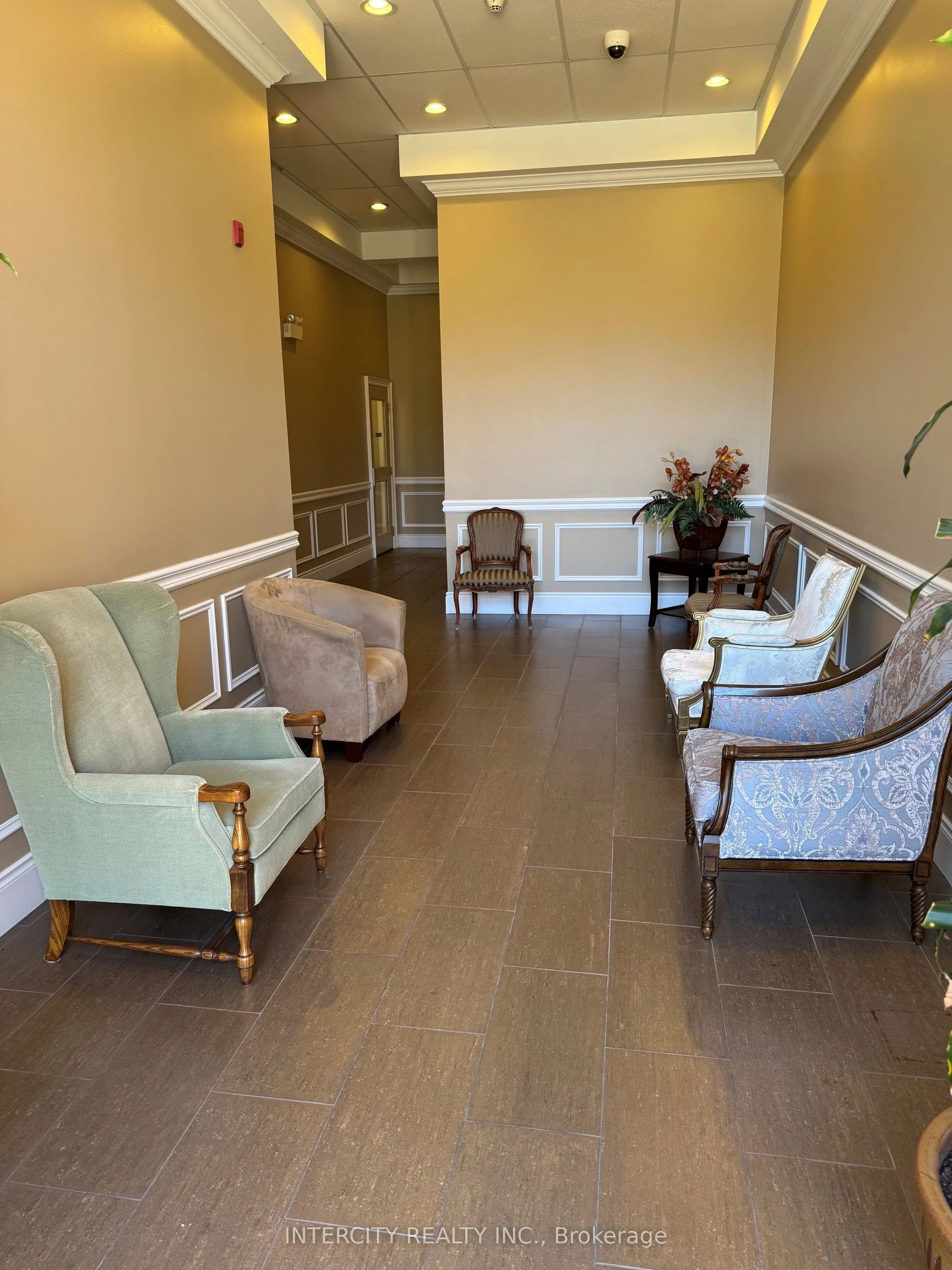 10211 Keele Street #207