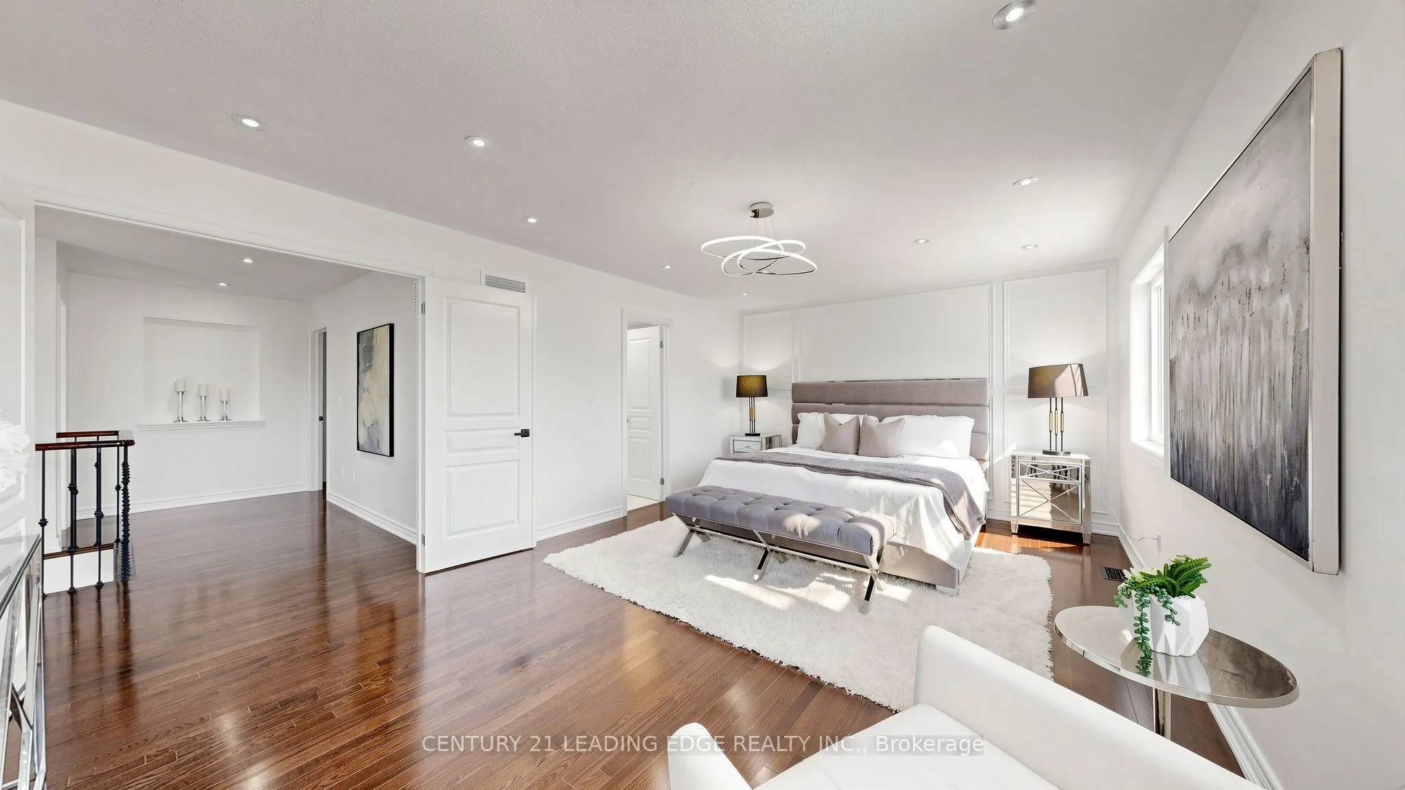 7 Philips Lake Court