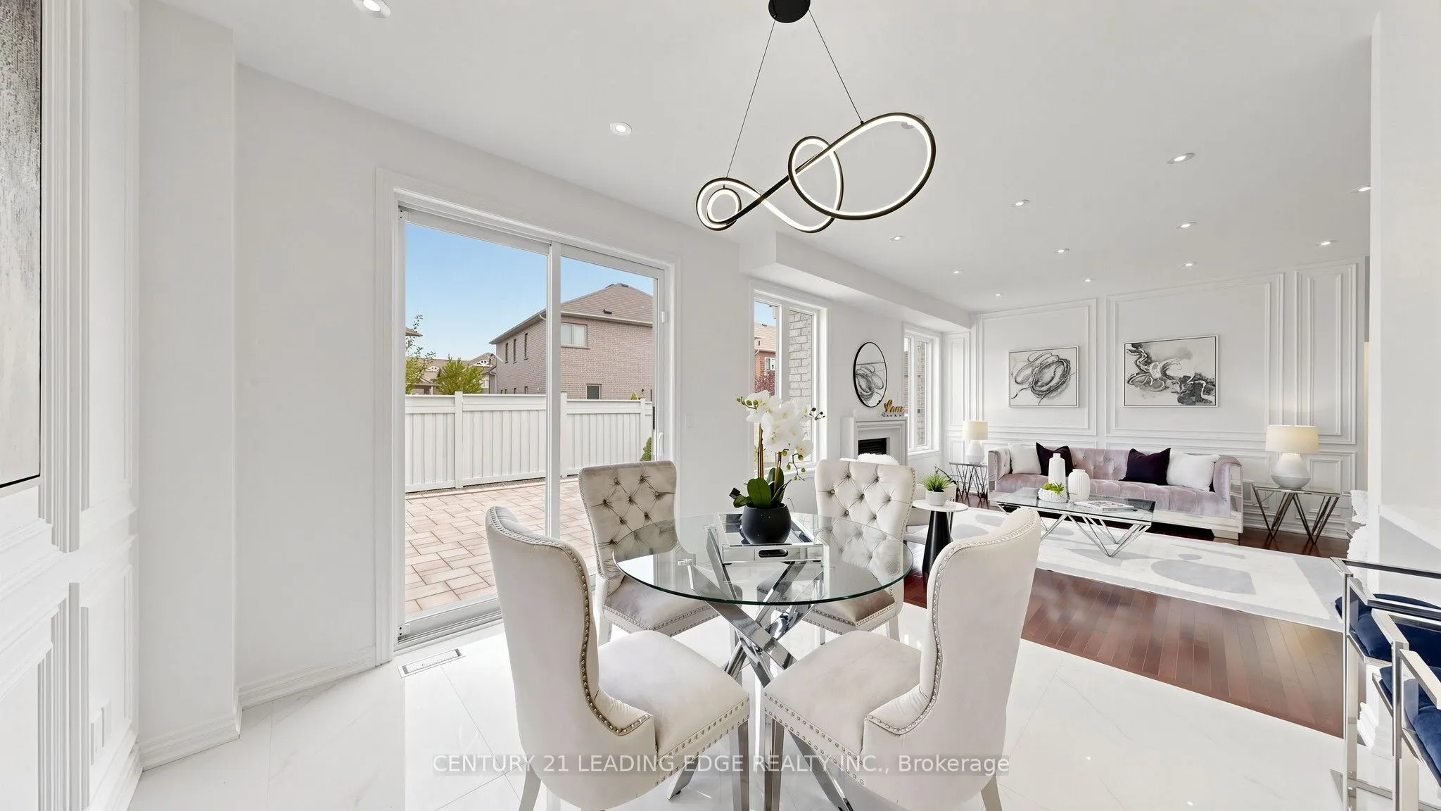 7 Philips Lake Court