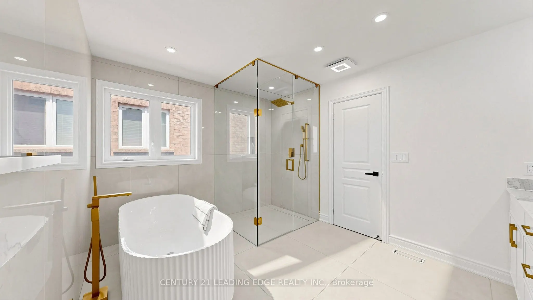 7 Philips Lake Court