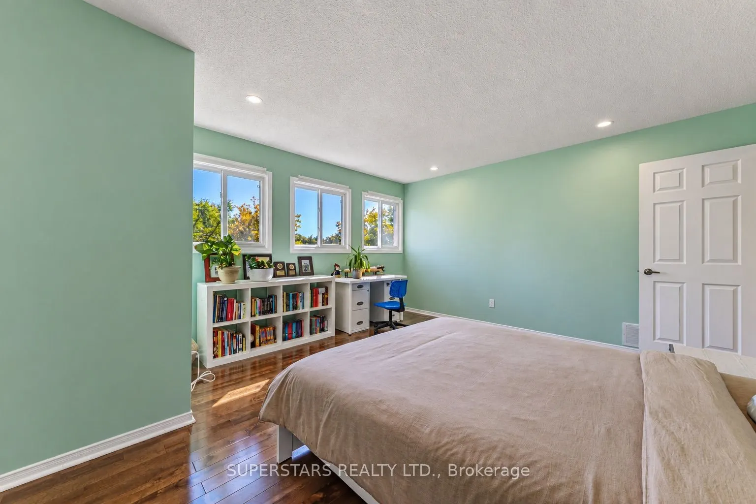 109 Heathwood Heights Drive